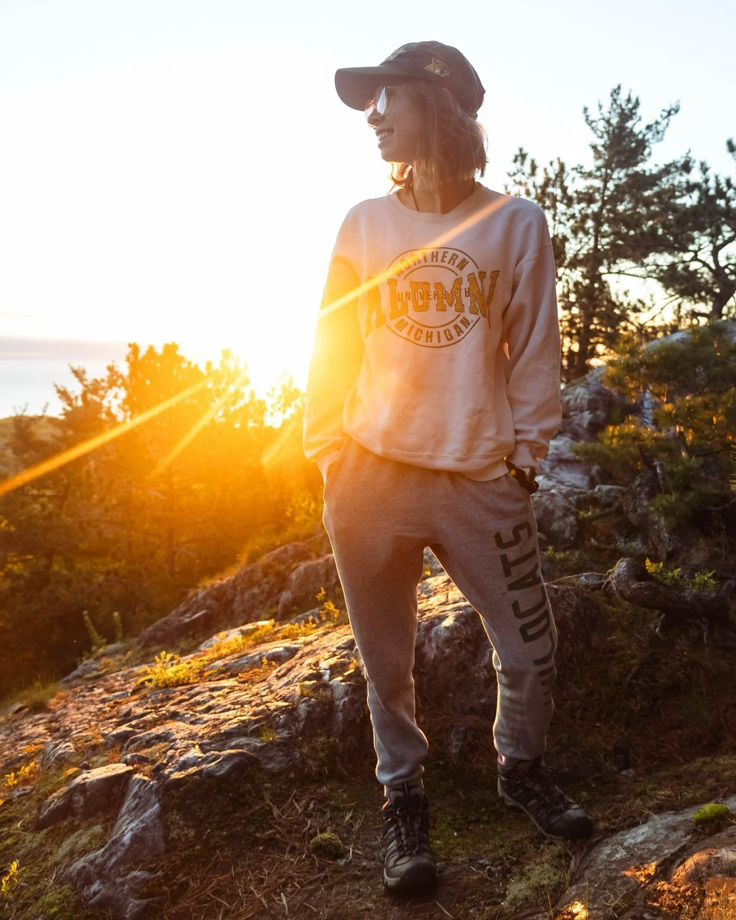 ending the year with some NMU archives💚🐱