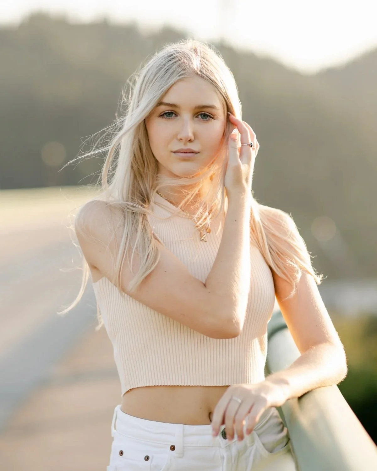 portrait.seniorgirl.kate.sldshw+copy.jpg