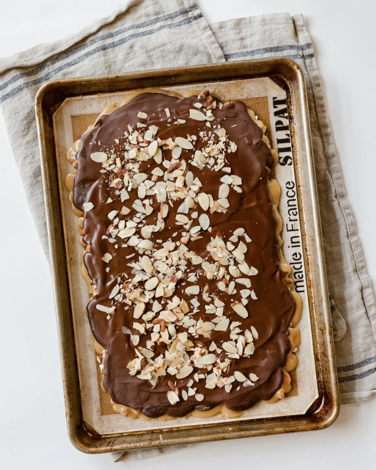 CarrieMinns_260728_MC_AlmondBrittle_4x5.jpg