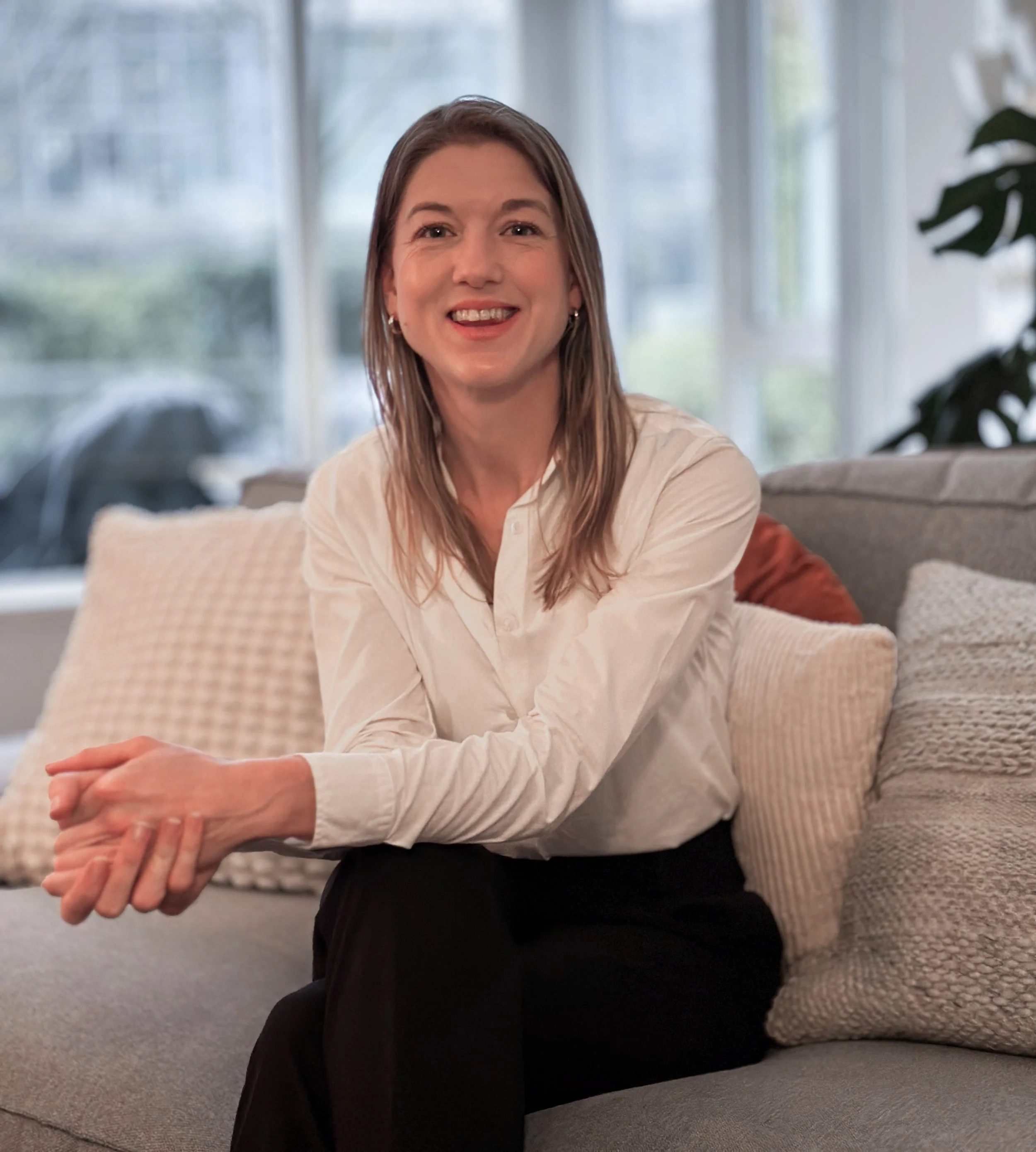 A photo of Liz Vossen, associate counsellor