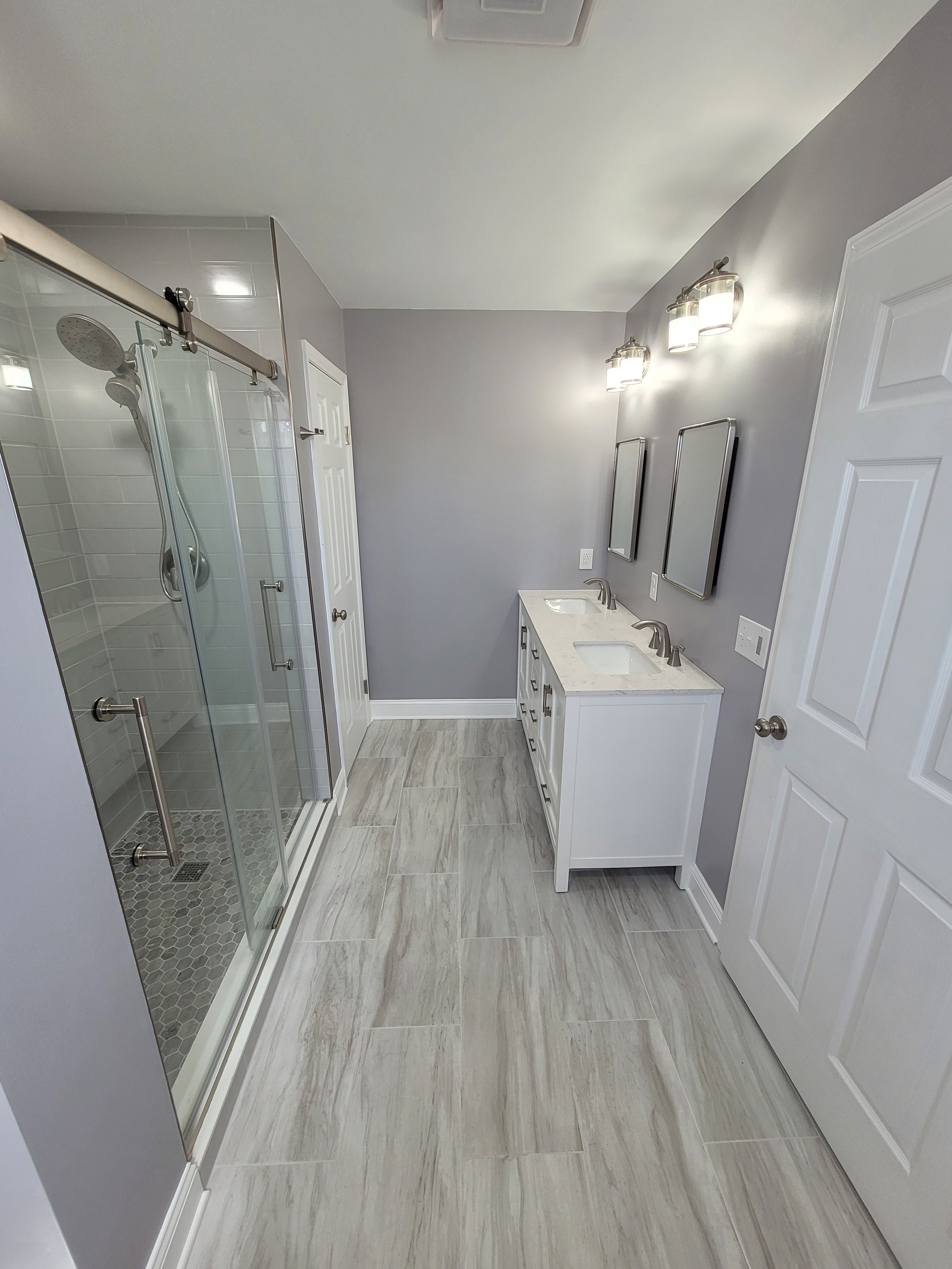 Eric & Amy's Master Bath Paint