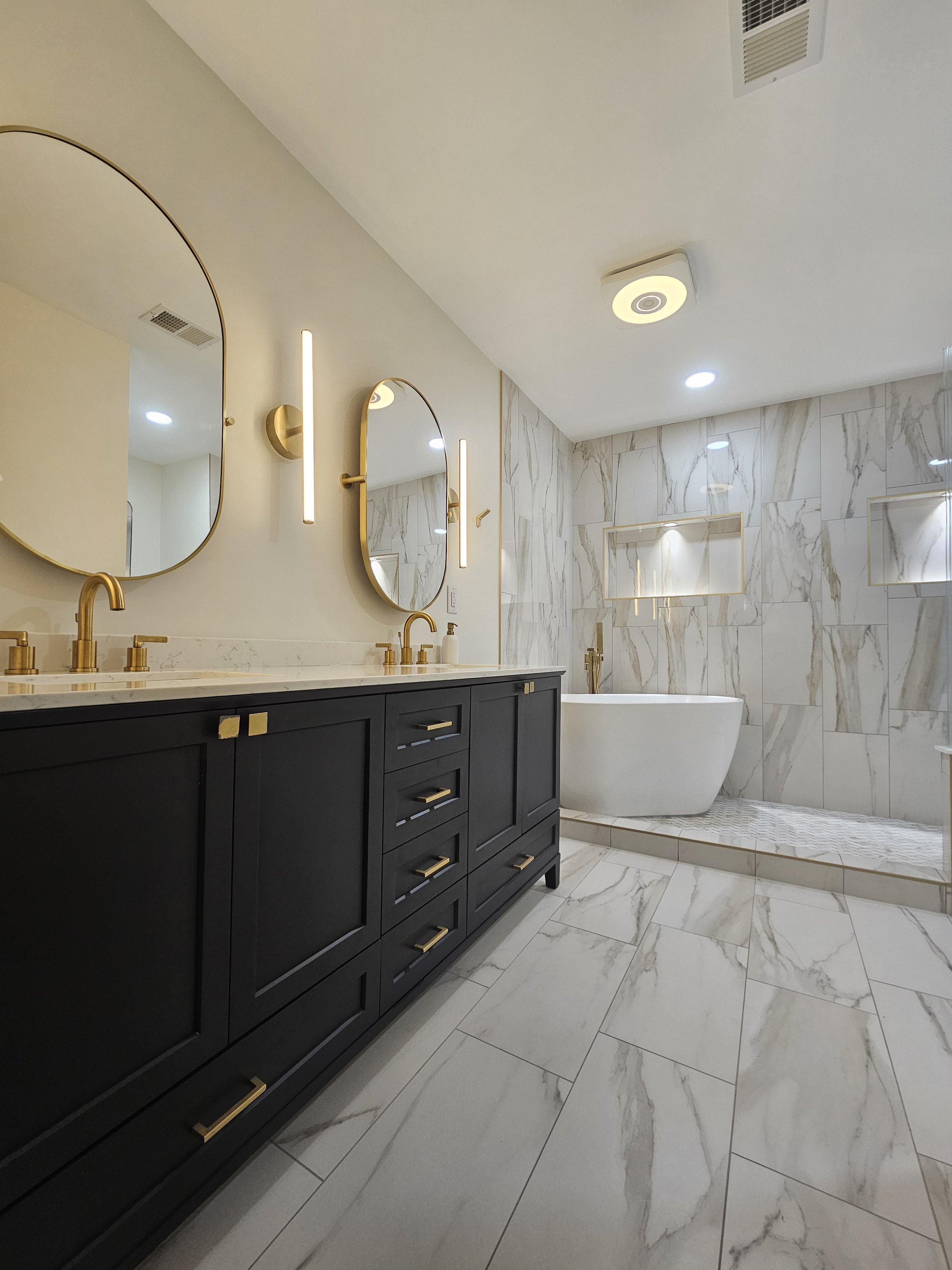 Joe & Natalia's Master Bath Paint