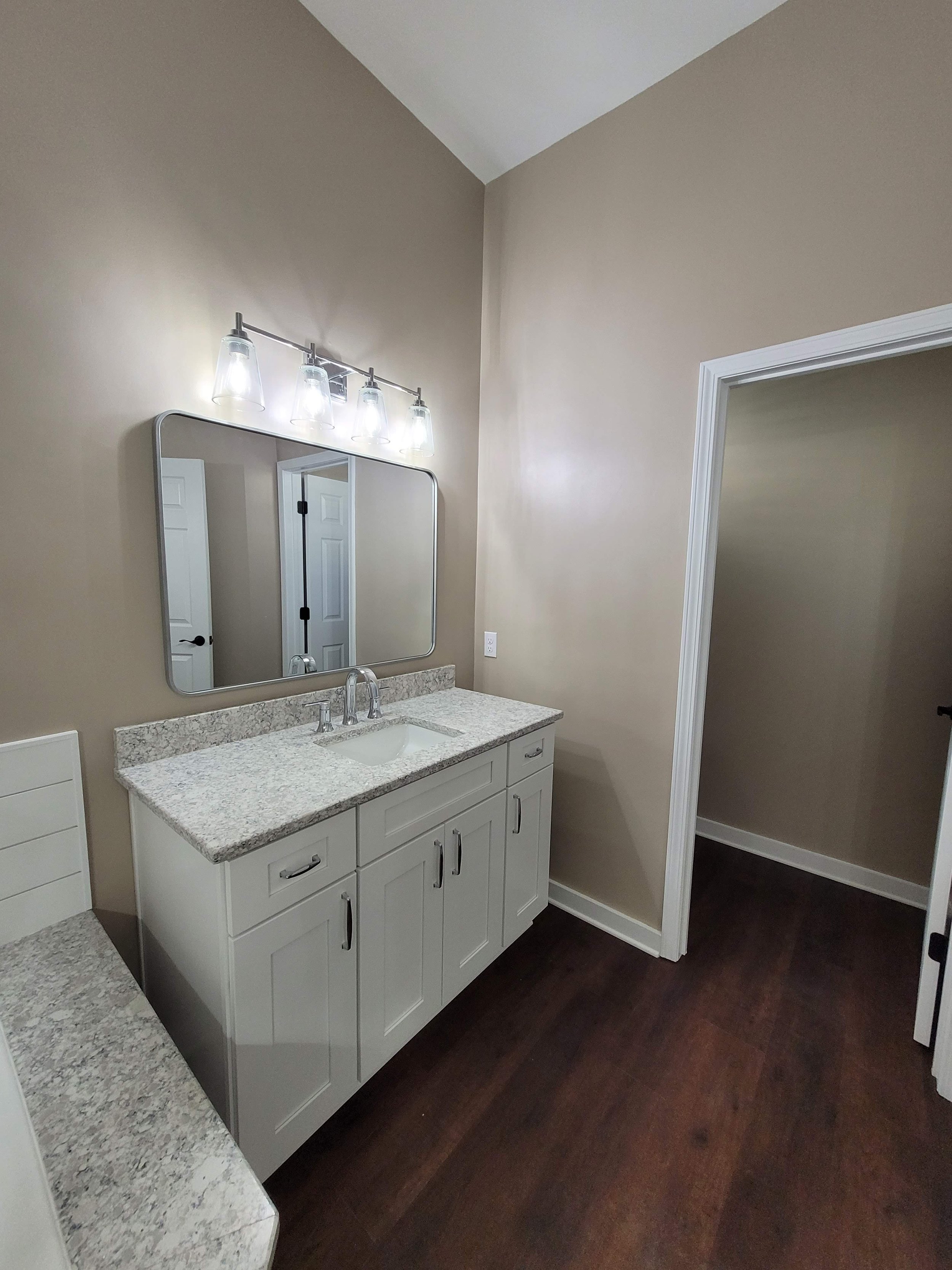 Victor & Patti's Master Bath Paint