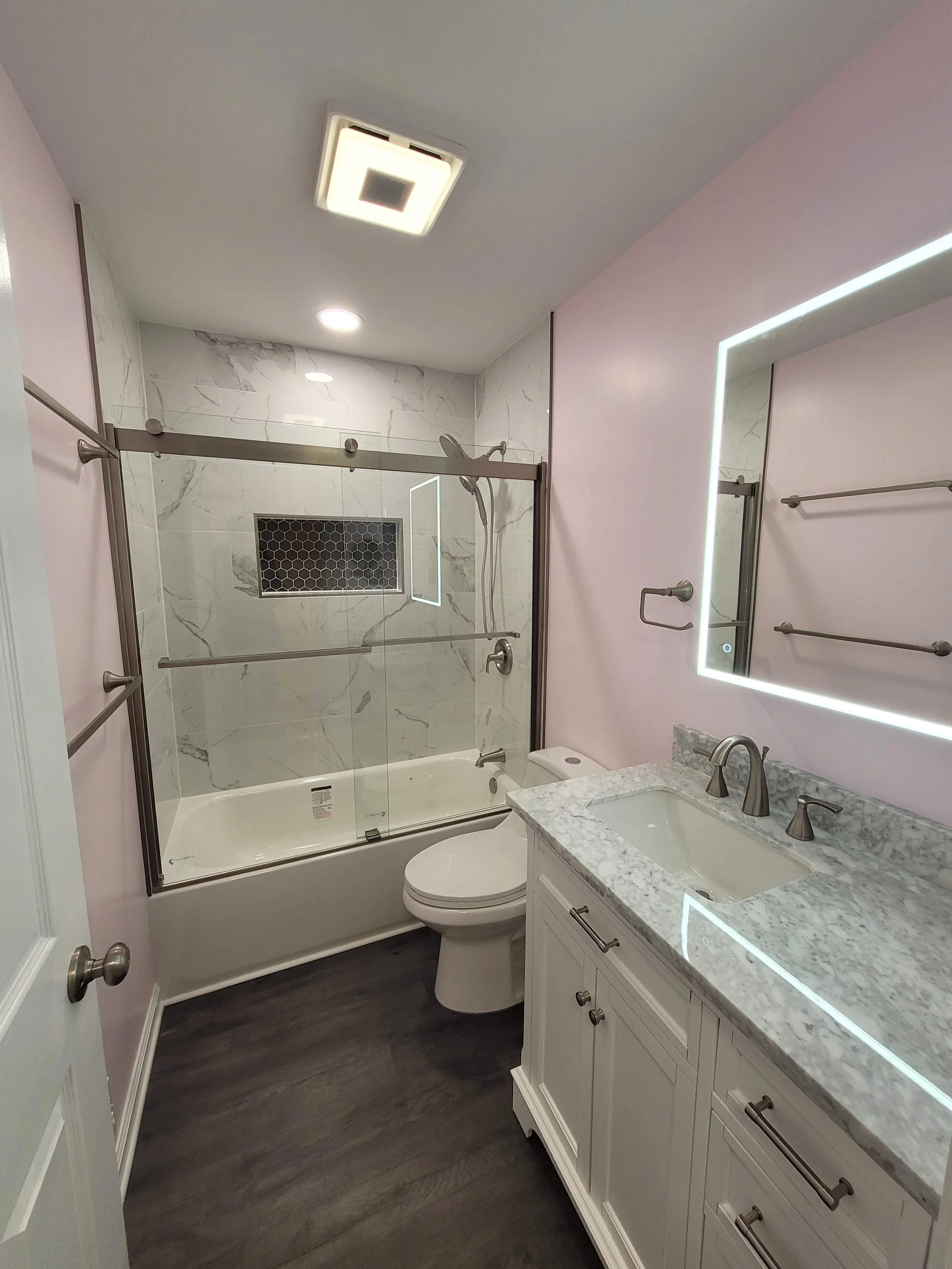 Ron & Hellen's Hall Bath Floor