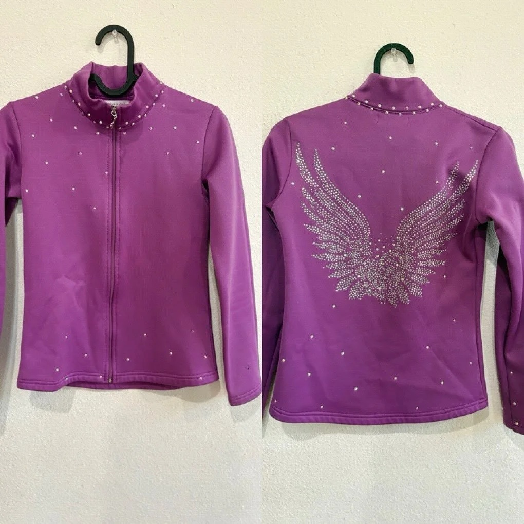 Thank you again to Ivy Park for bringing in this beautiful jacket! We appreciate your dedication!