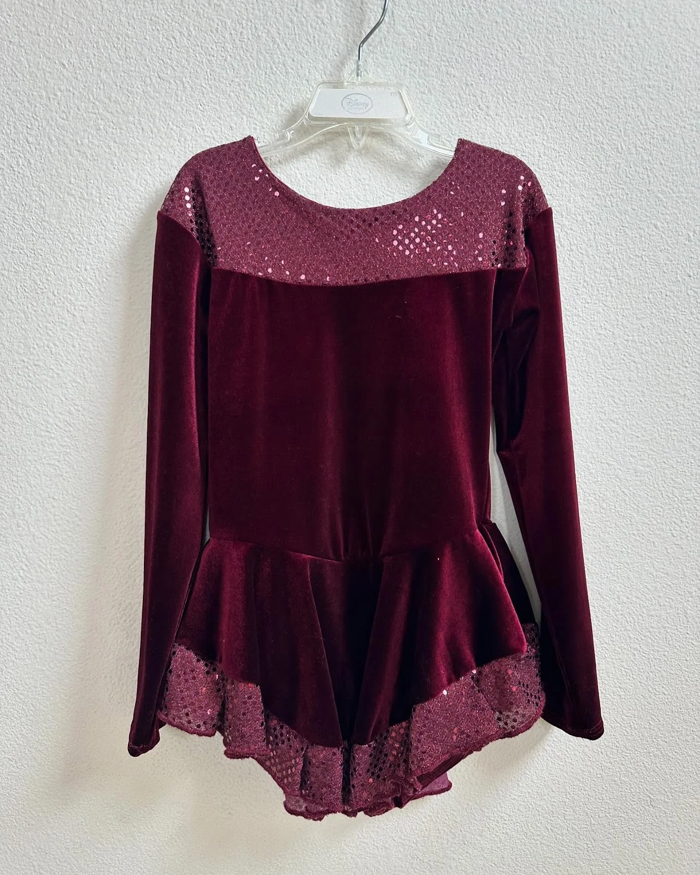 Soft burgundy velvet gives this dress a warm, elegant feel &mdash; perfect for ages 5&ndash;9.
It&rsquo;s lovingly donated and free for all. We&rsquo;d love to see your participation!