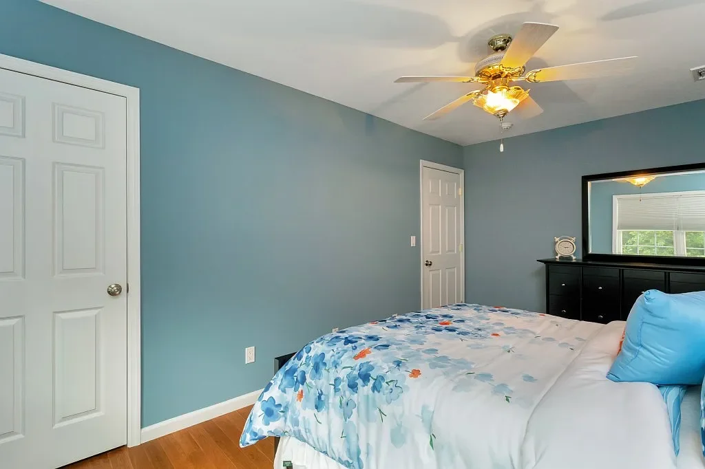 upstairs_room1_view.webp