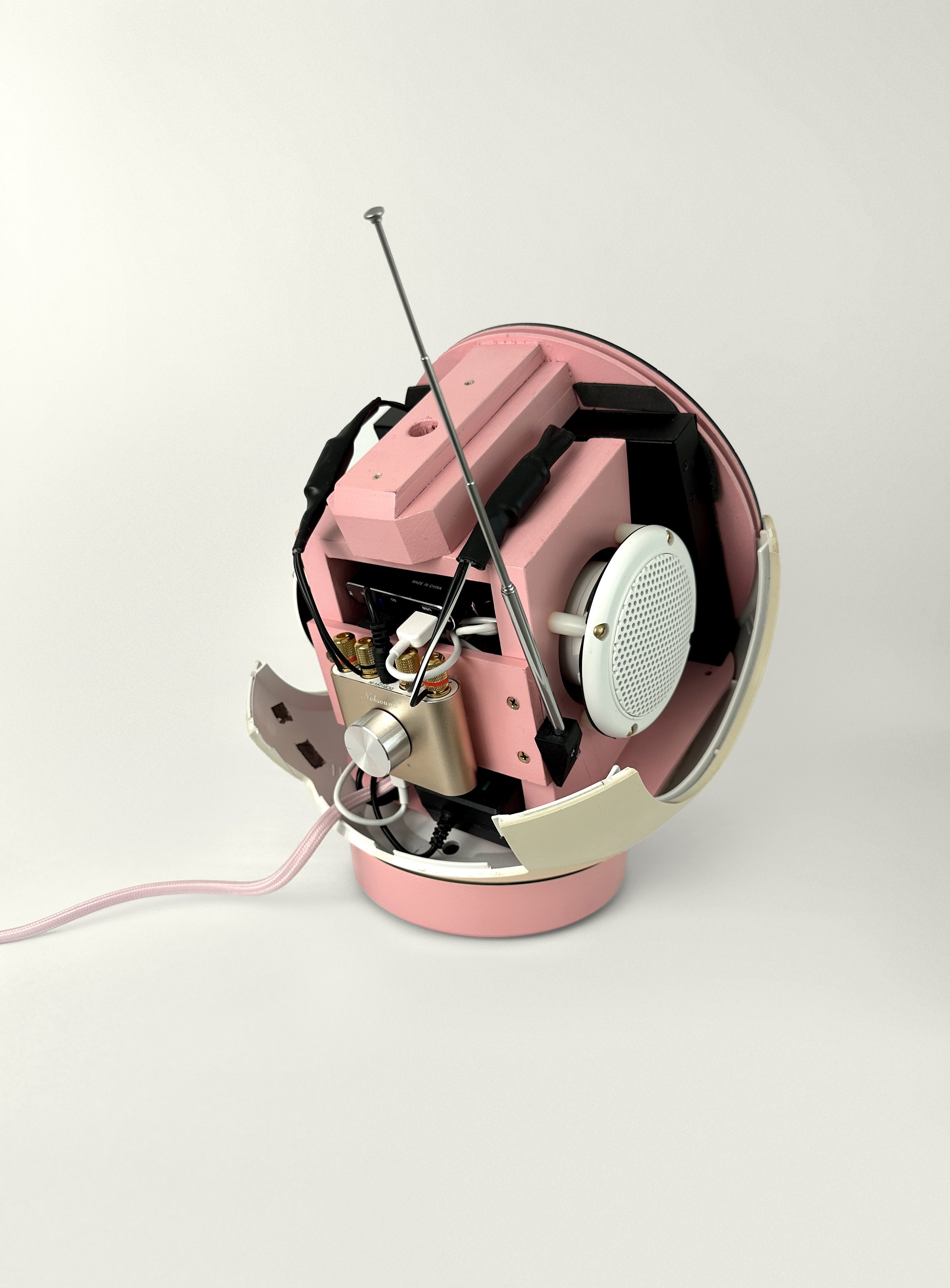 ballshot_0003_Layer 9.jpg