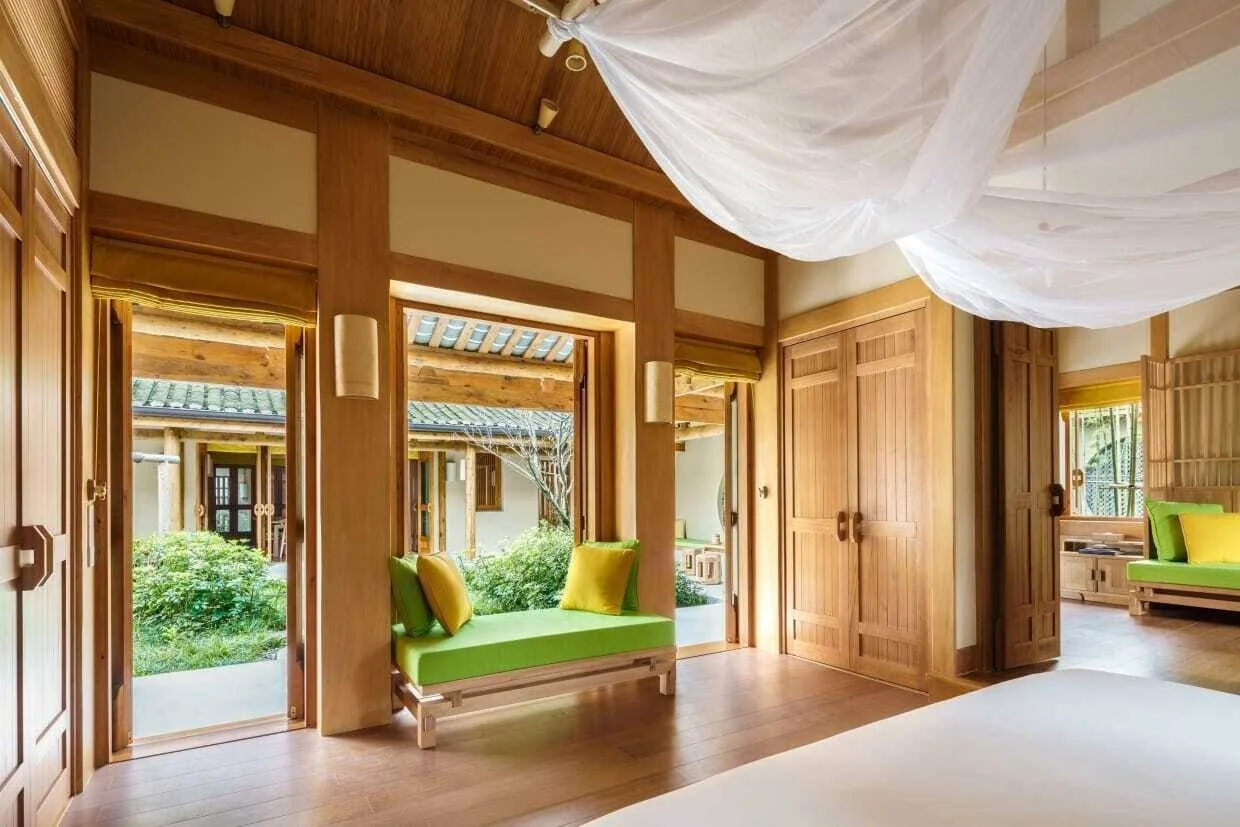 Two_Bedroom_Deluxe_Courtyard_Villa_bedroom_6314-LARGE.jpg