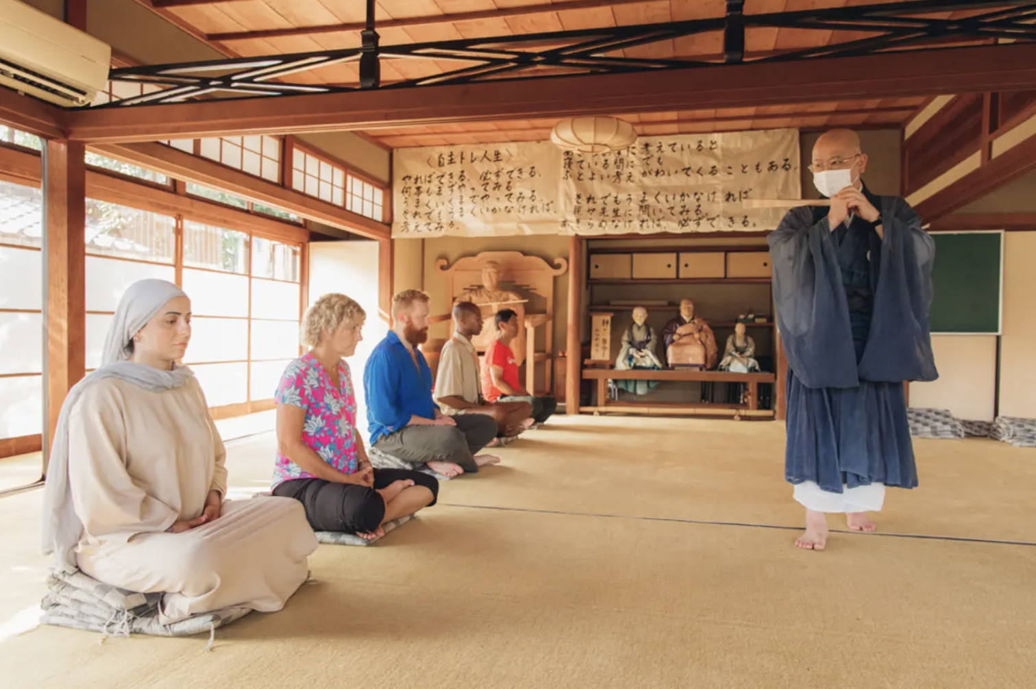 premium japan tour zen meditation with monk