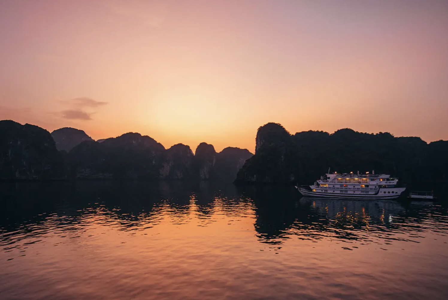 north to south vietnam 10 day tour halong bay