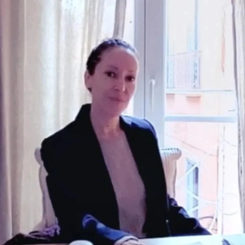 Julie Lobel Yoga Psychanalyste Perpignan