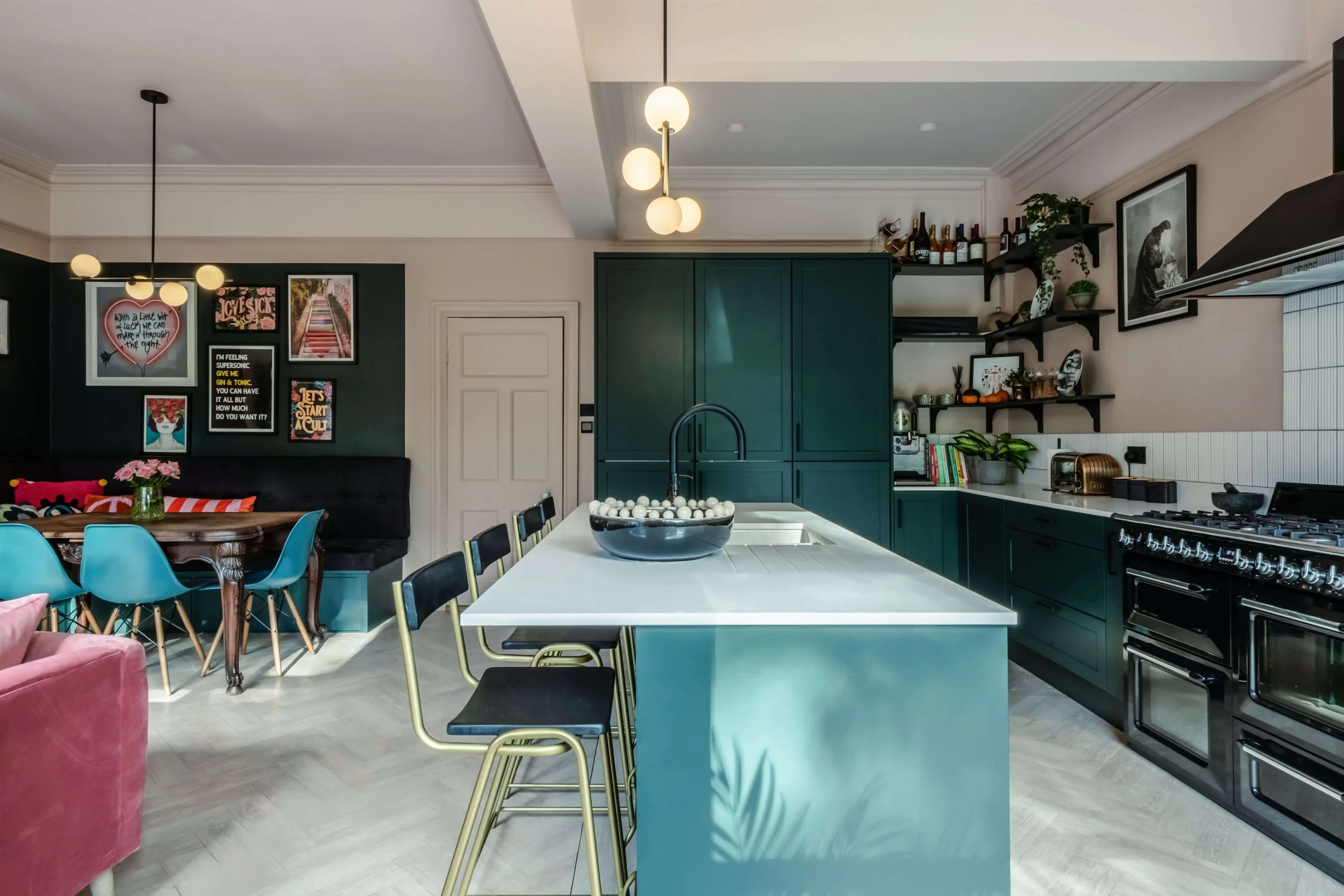 qh2hydjr3zint03i6yk95-HDR copy.jpg