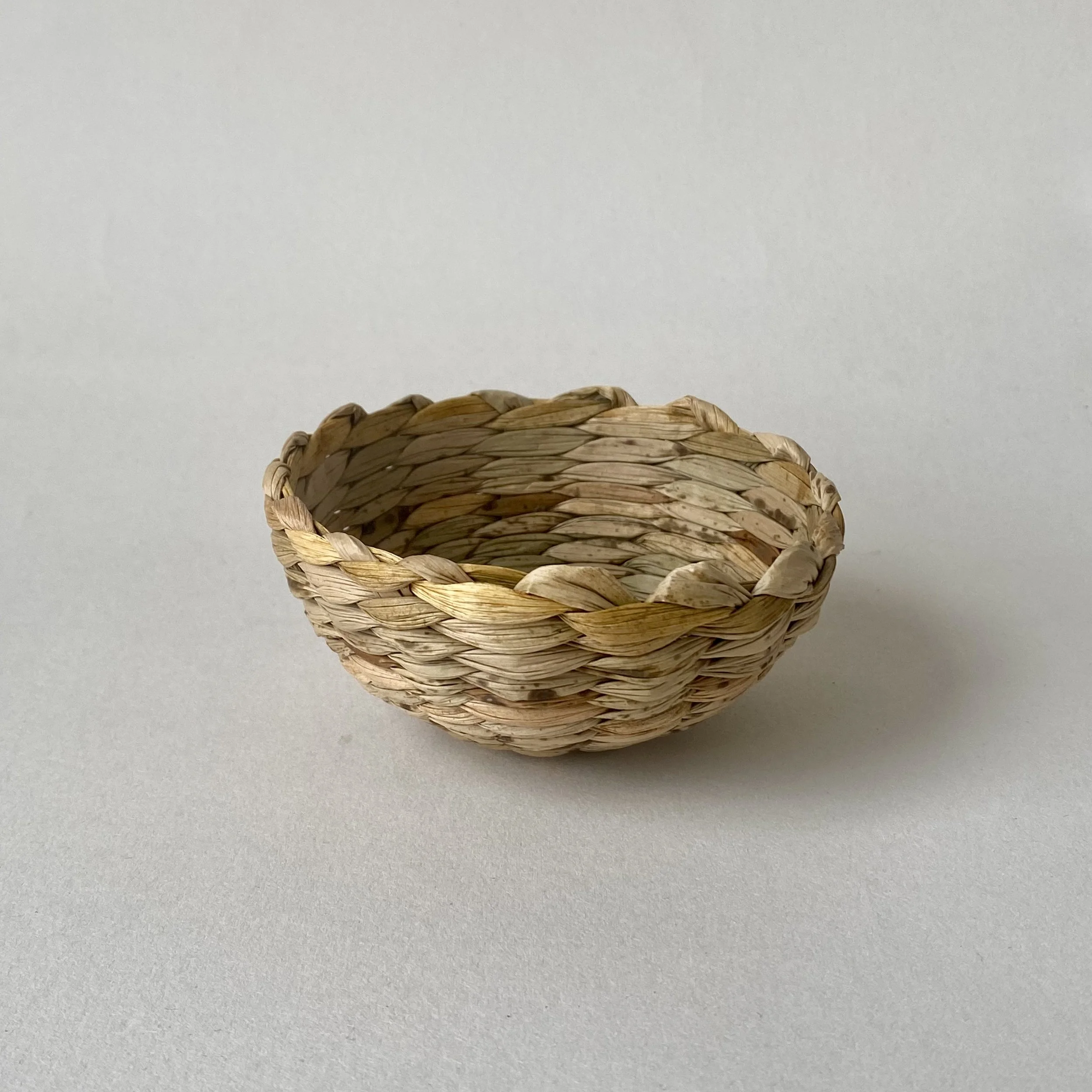 Small Rush Bowl