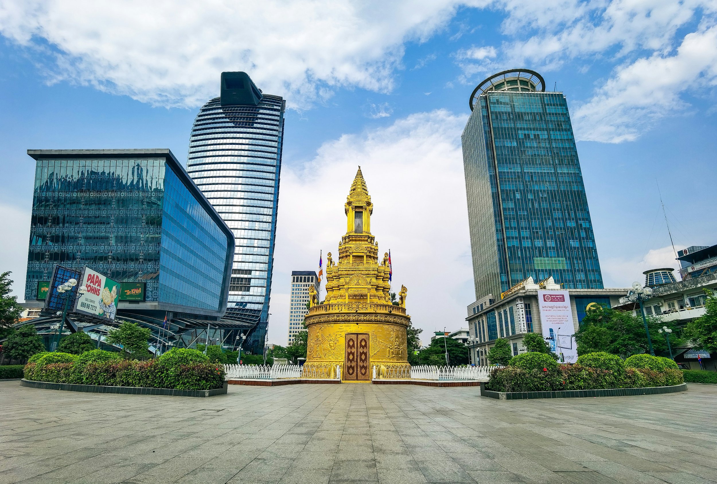 thoeun-ratana-XsaTFZ6lih4-unsplash.jpg