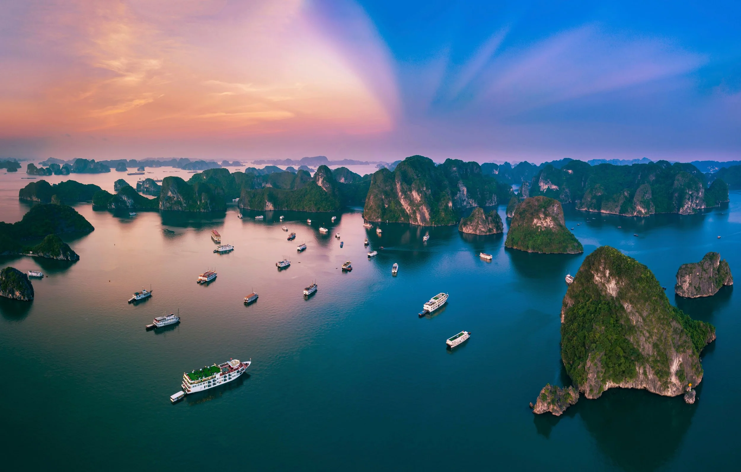 vivu-vietnam-wTJQjCQm90k-unsplash.jpg