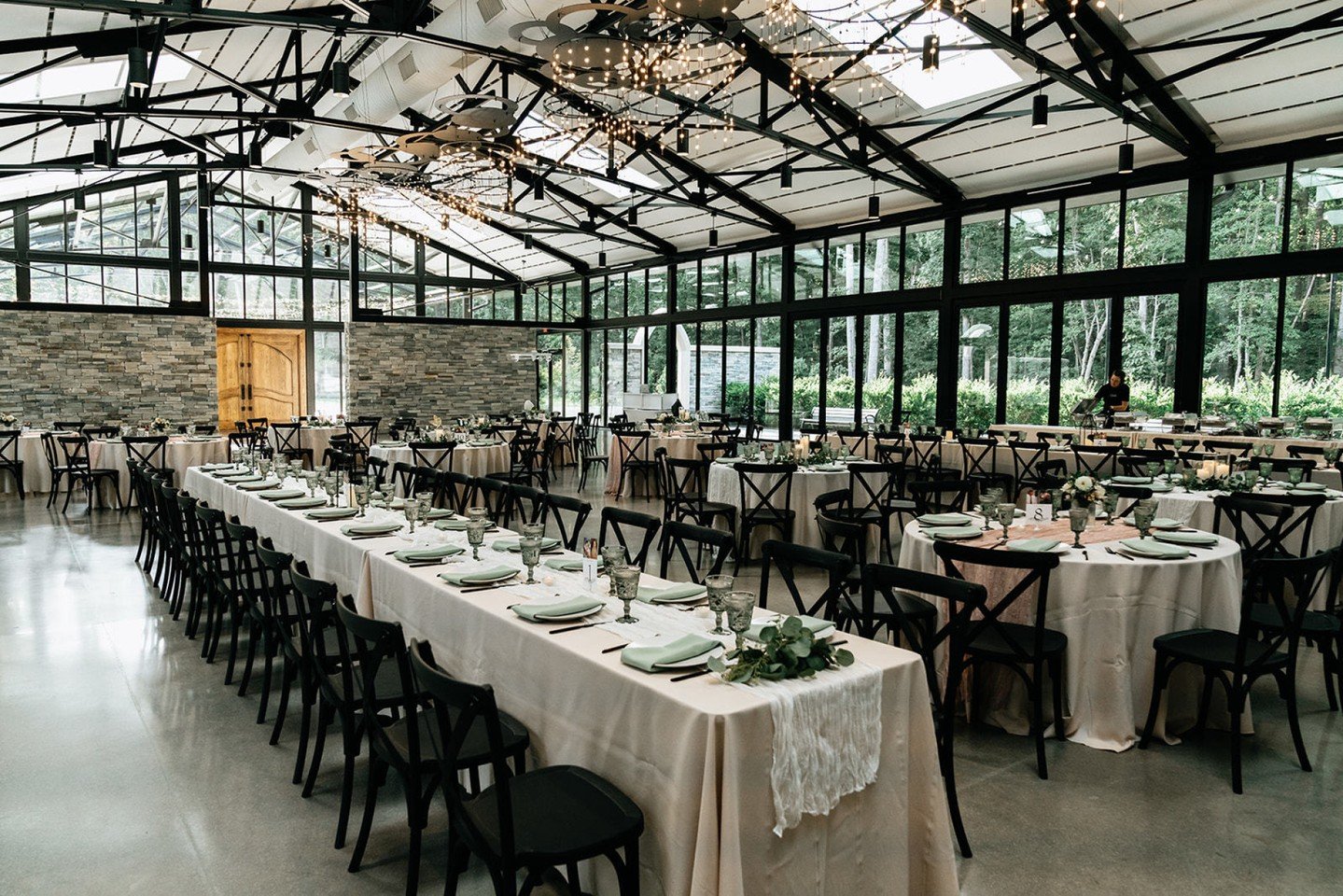 At OMO Catering, we believe that every wedding table should tell a story of love and elegance. Our beautifully curated table settings, adorned with exquisite linens, fine china, and stunning floral arrangements, create an inviting atmosphere for your