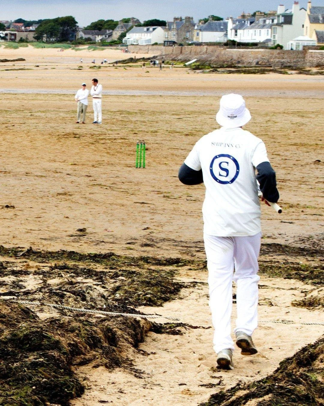 A day at the beach for the Wolf 🐺🏏

It was great to be invited to the Ship Inn this weekend to support such a fantastic tradition. For over 30 years, @shipinncricket  has been playing on the beach at Elie, putting on a great show while doing so. 

