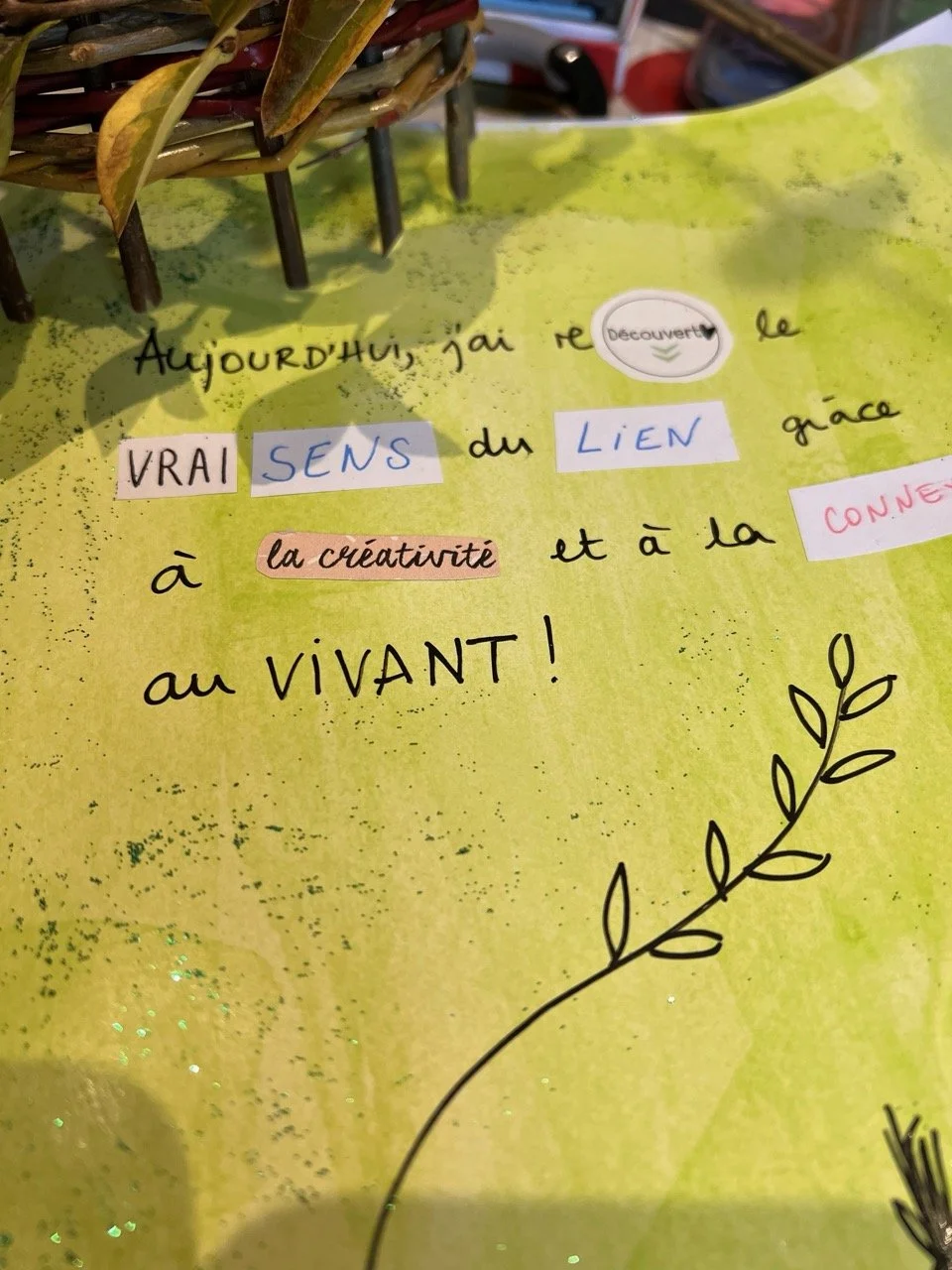 tisser des liens journal créatif et vannerie vivant lien.jpeg