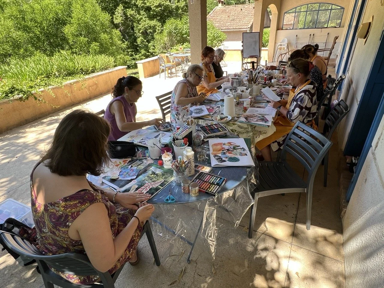 retraite créative provence verte 2025-atelier de journal créatif.jpeg
