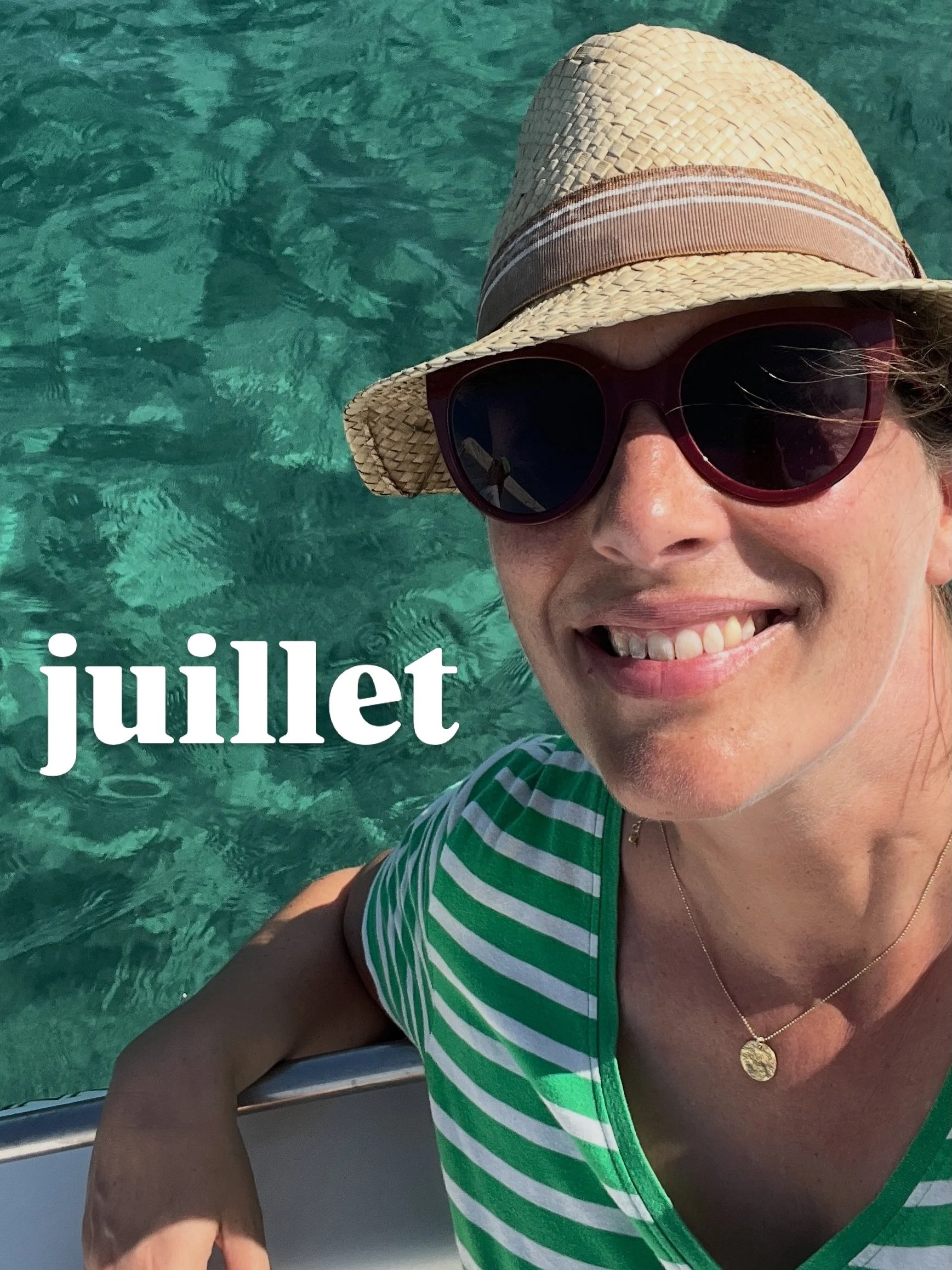 JUILLET - le dump du mois
Je te raconte tout sous chaque photo 😘

Le mois a commenc&eacute; fort avec un super stage de journal cr&eacute;atif autour des couleurs de l&rsquo;arc-en-ciel 🌈 dans mon atelier de Bruxelles

Les participantes ont pu expl