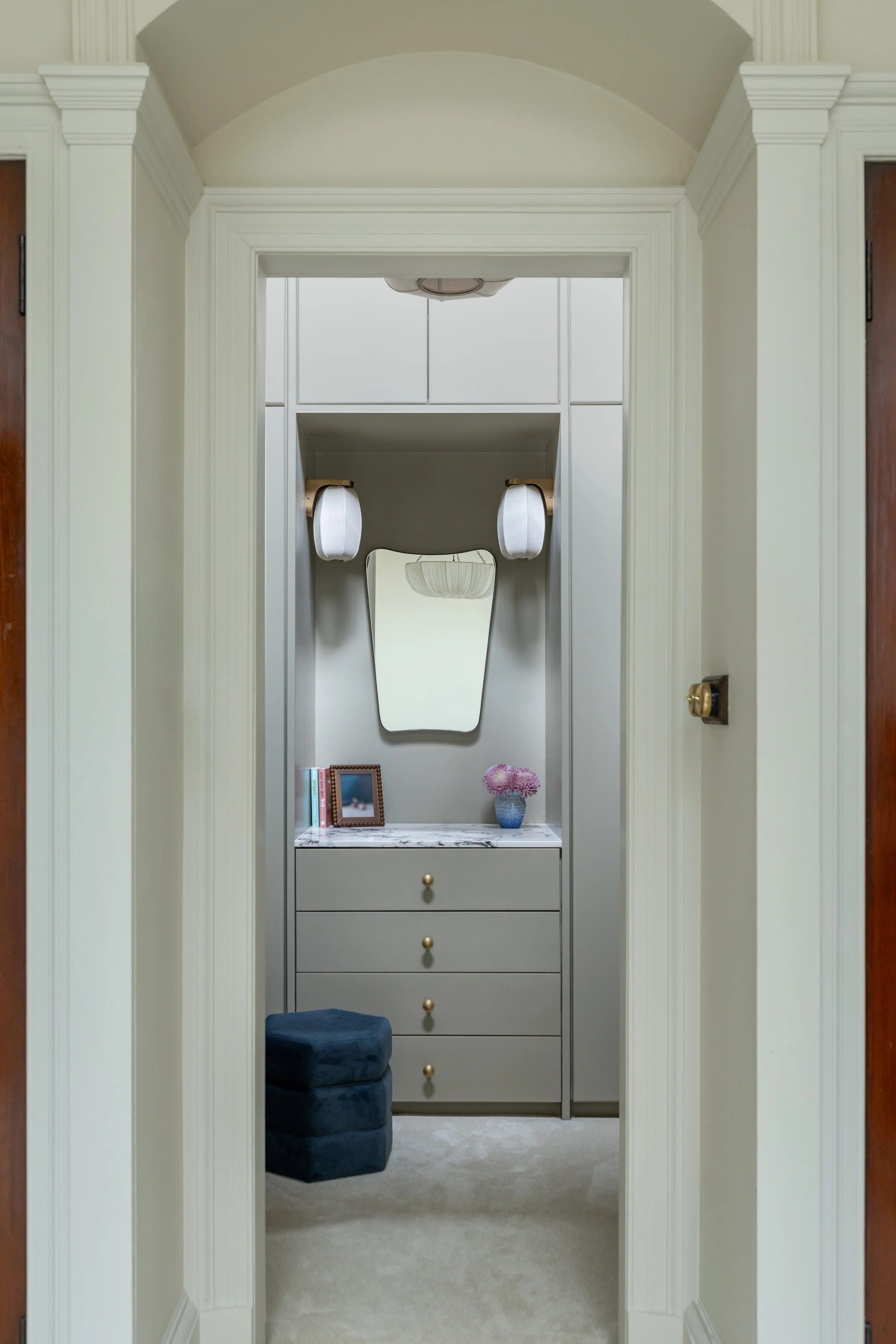 Dressingroom-2.jpg