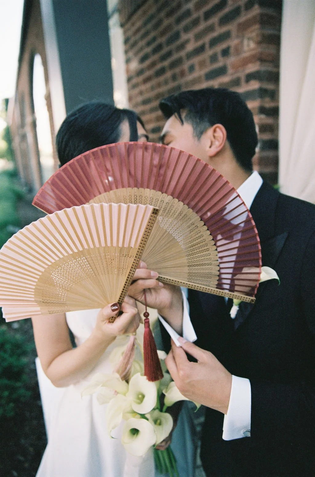 asian wedding, chinese wedding, bridgeport art center, tradition, chicago wedding planner, bride and groom