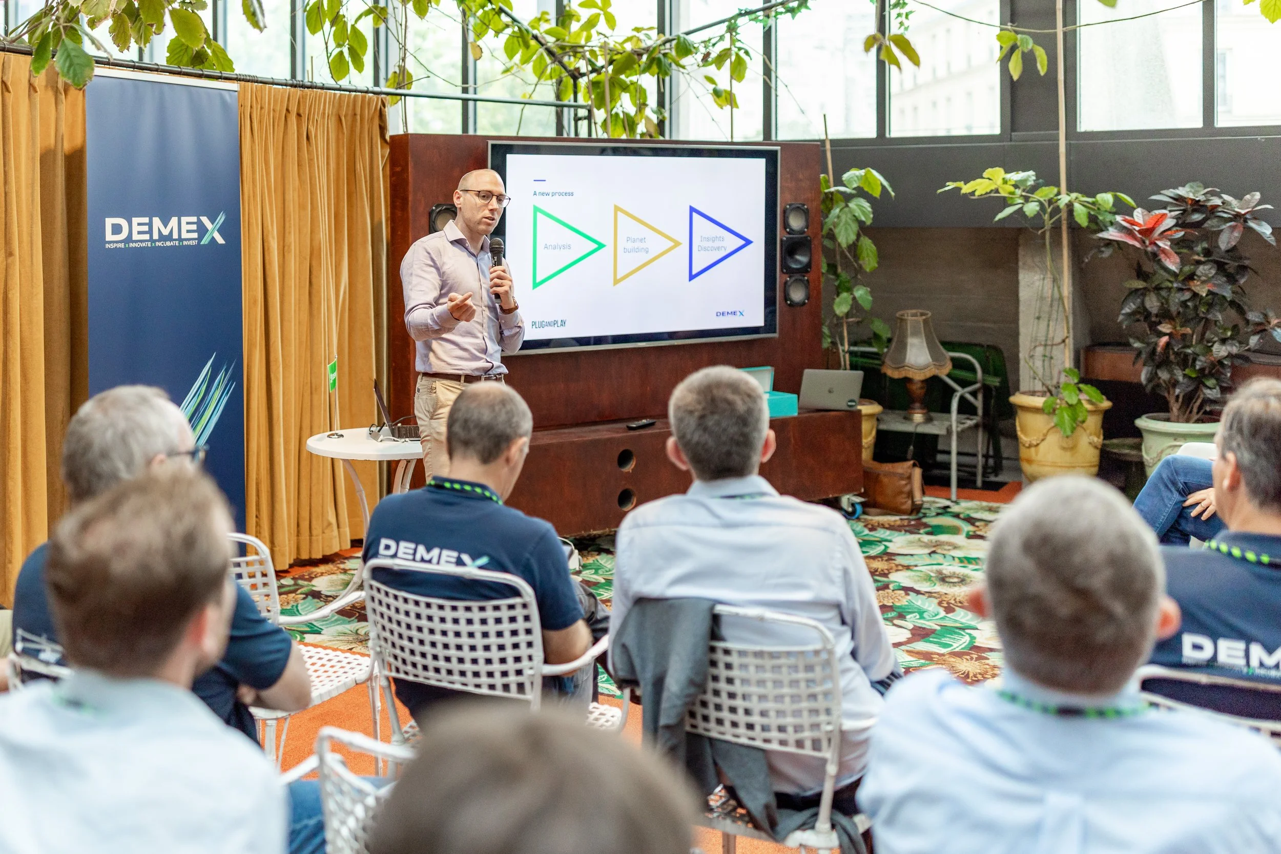 Deme Paris Color Graded-2246.jpg