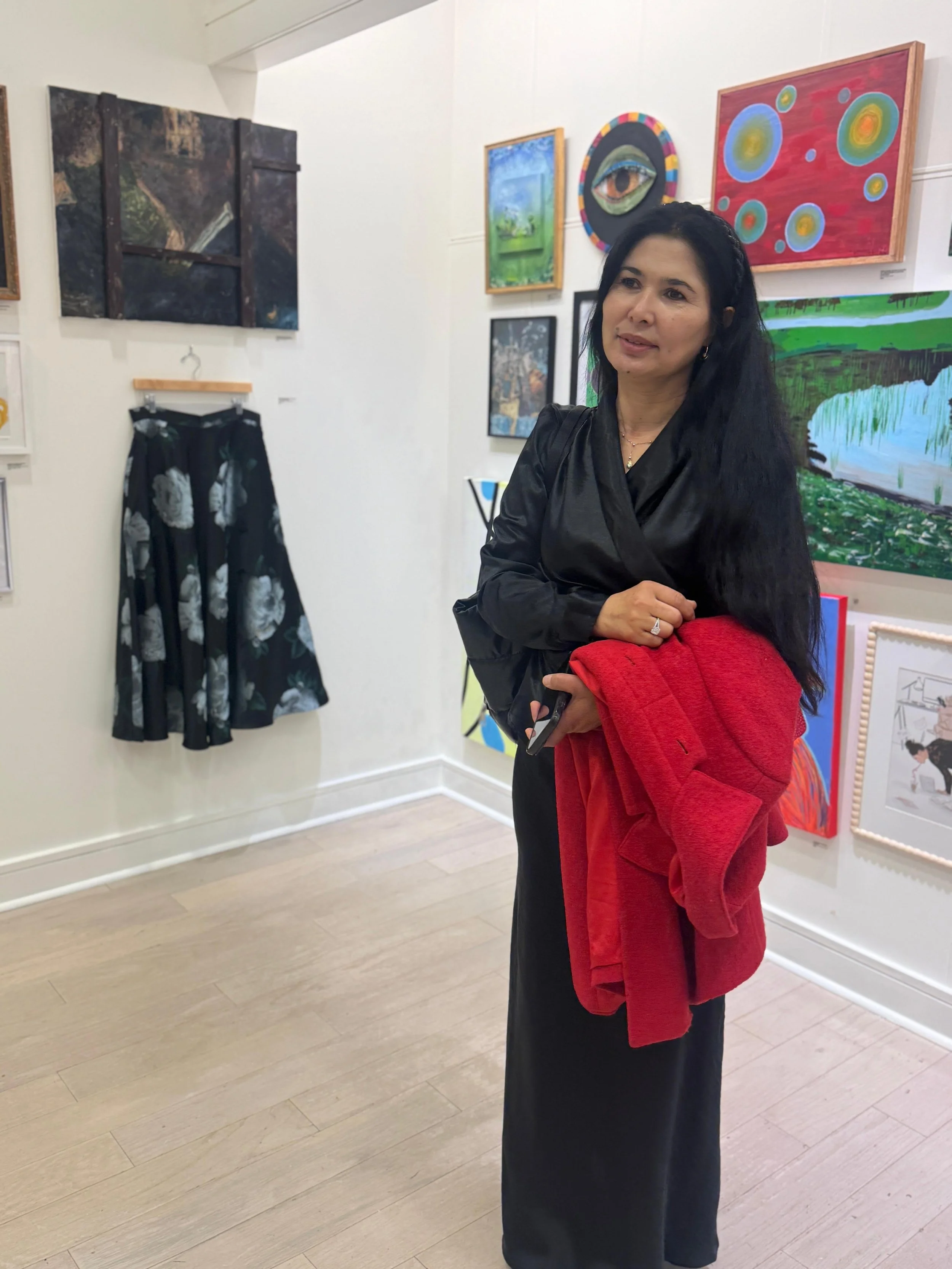 threads-of-migration-shedc-exhibition-opening-skirts-07.jpg