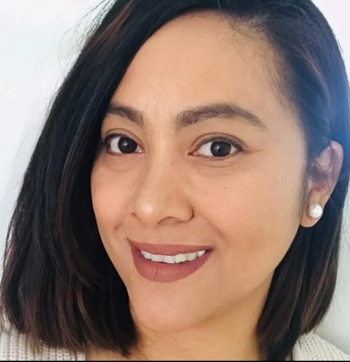 Mariel Bernarte, Makihalo