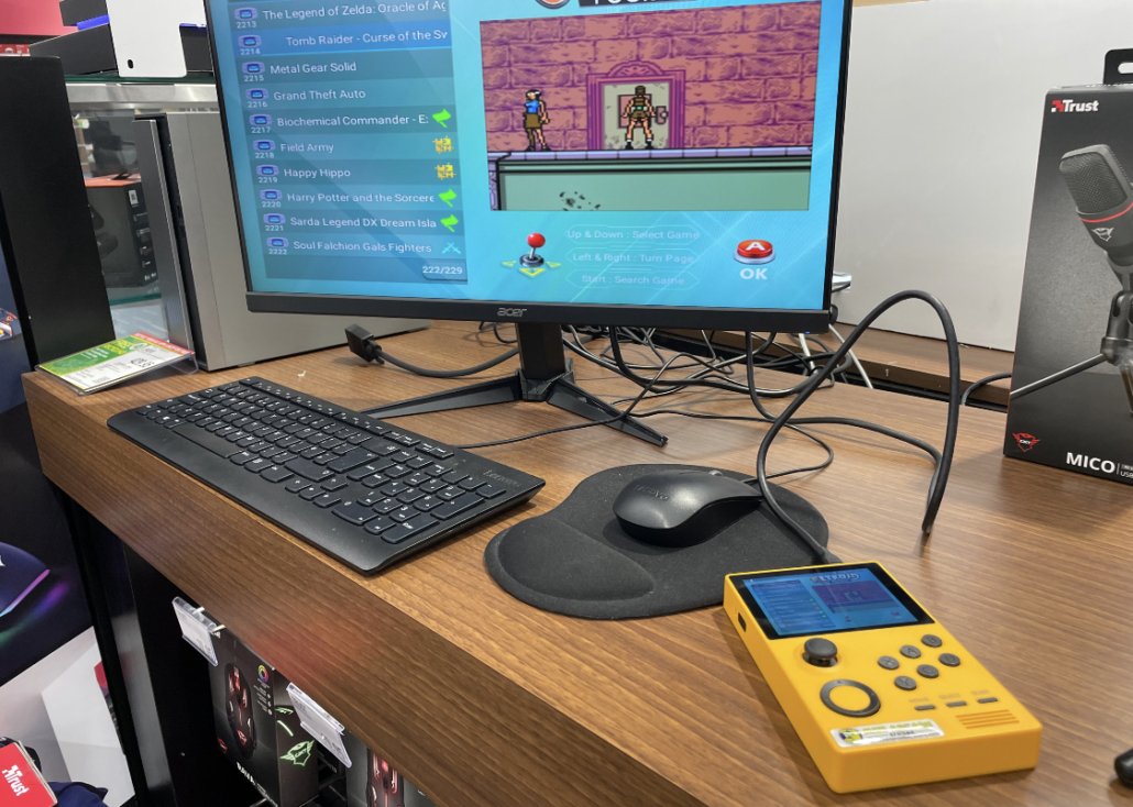 handheld 4.jpg