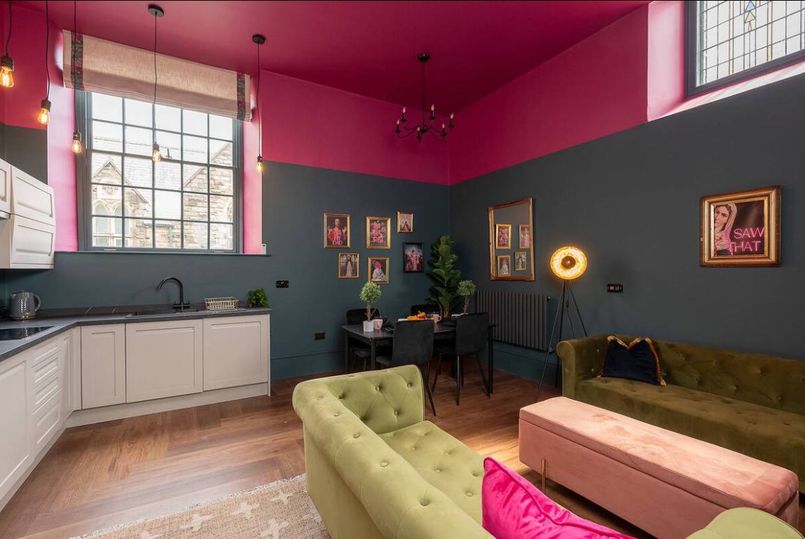 flat 1 - lounge - dining.png