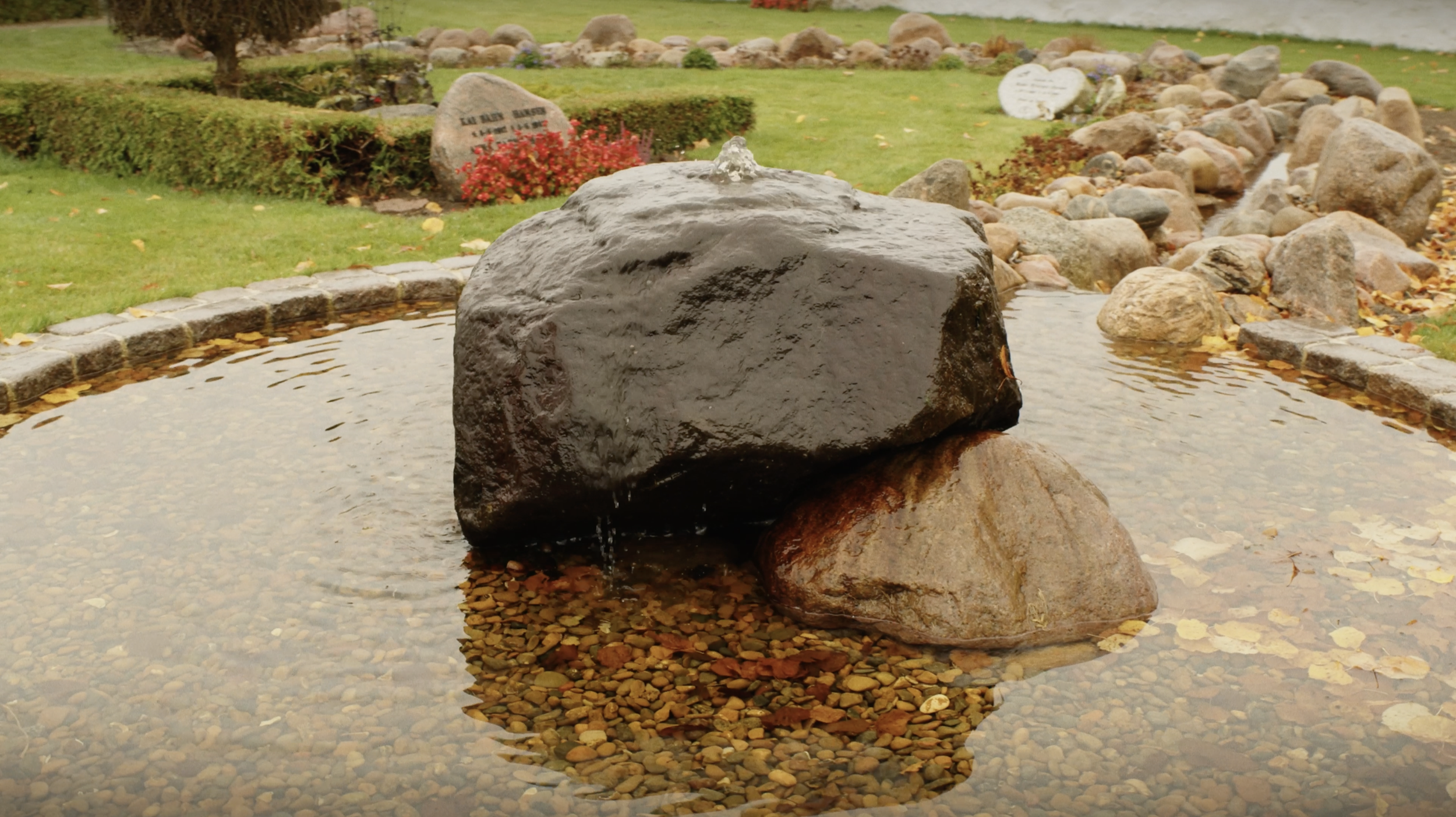 Junckerhavens vandløb ved Mørkøv Kirke – Efterår