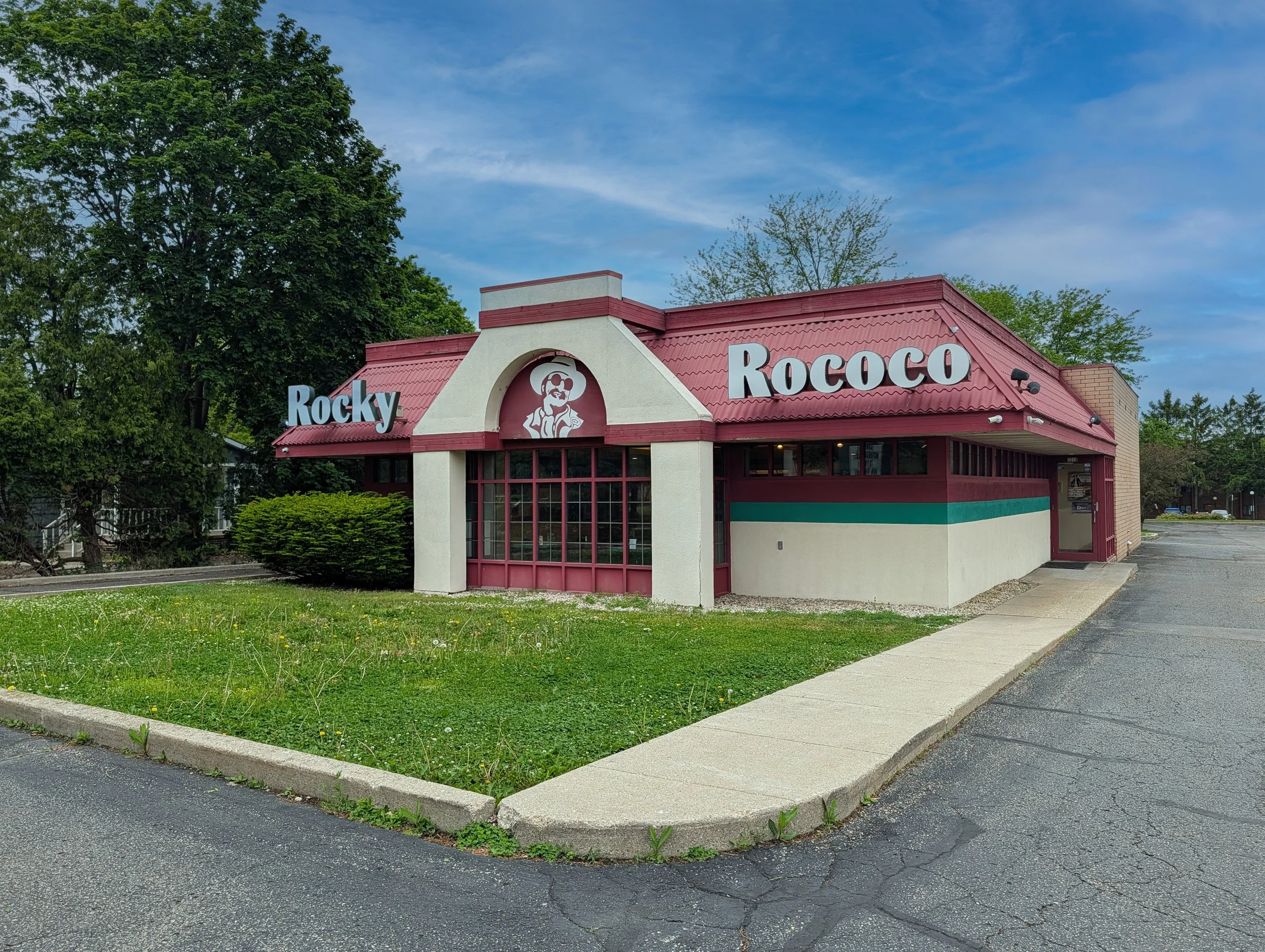 rocky rococo exterior