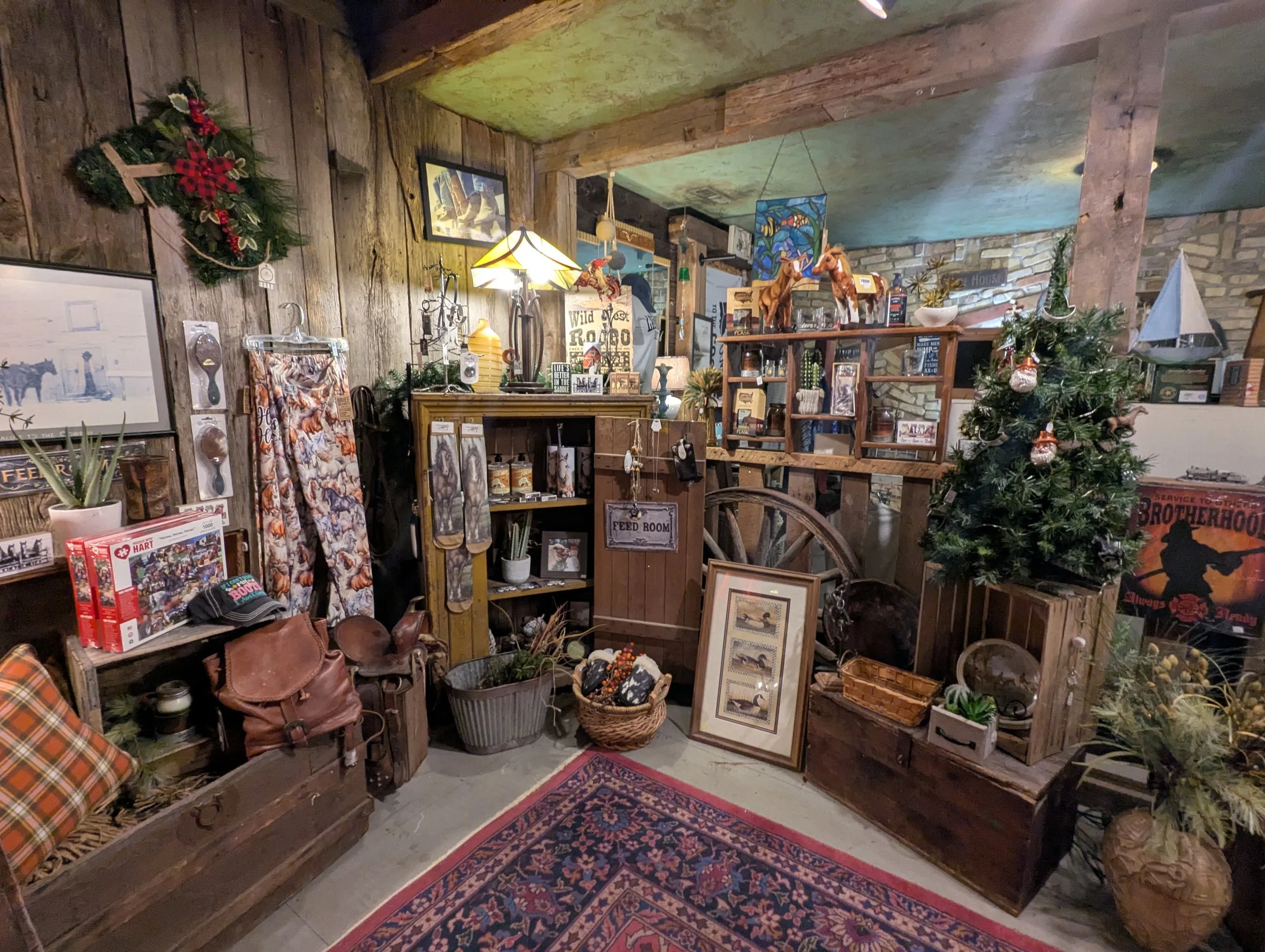 PXL_20251205_221600657 (1).jpg