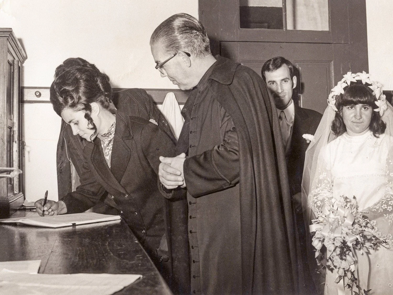 Clarisse grandmother at a wedding.