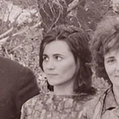 Rosa, the tailoring specialist of Fátoli in 1957.