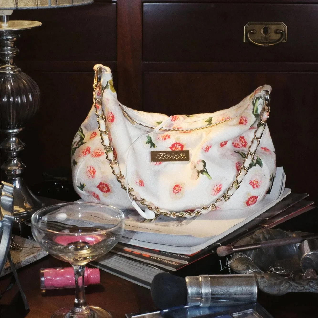 Sienna Bag in floral icy white in the tea room.
