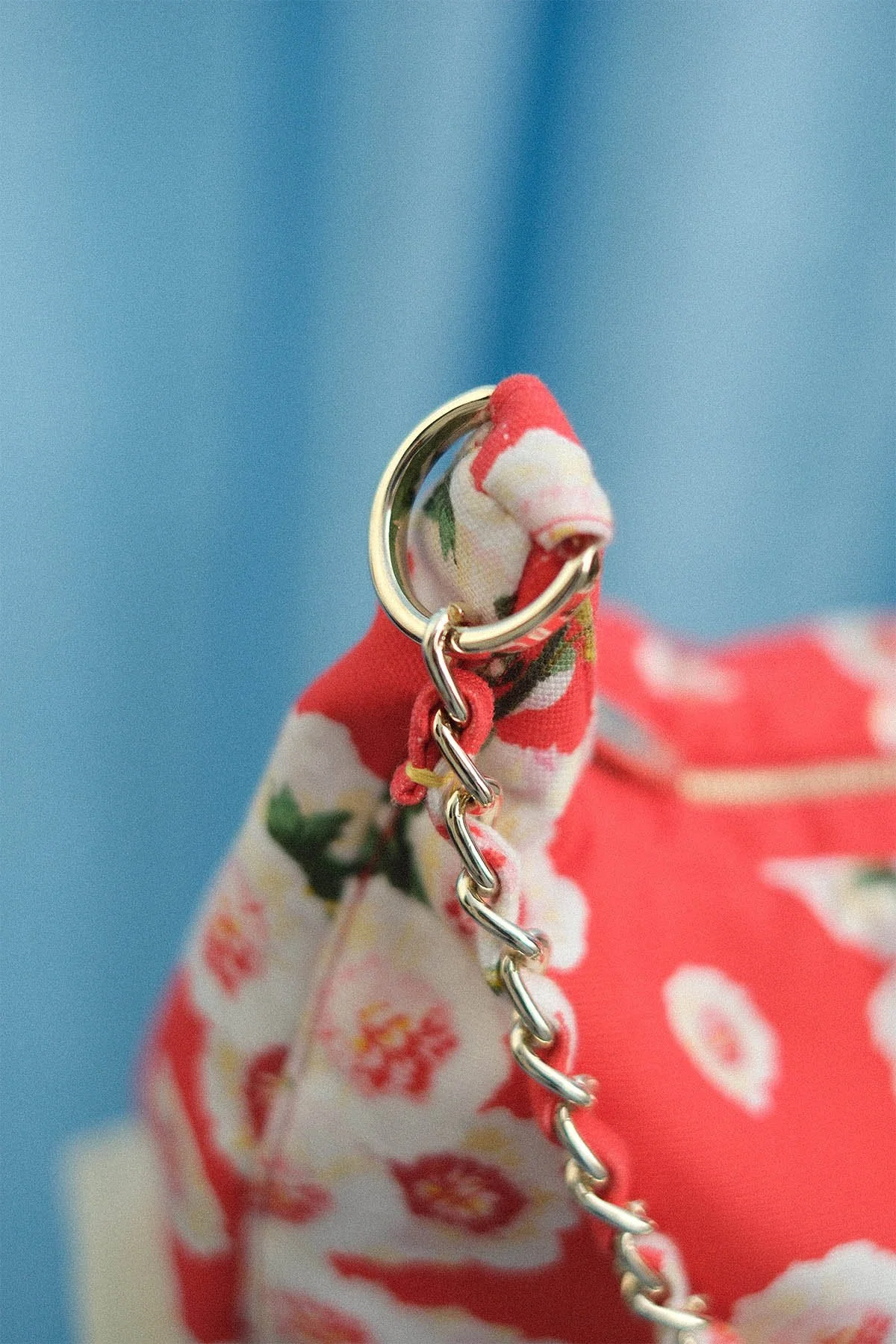 Floral_cherry_red_sienna_bag_portuguese_silk.jpg