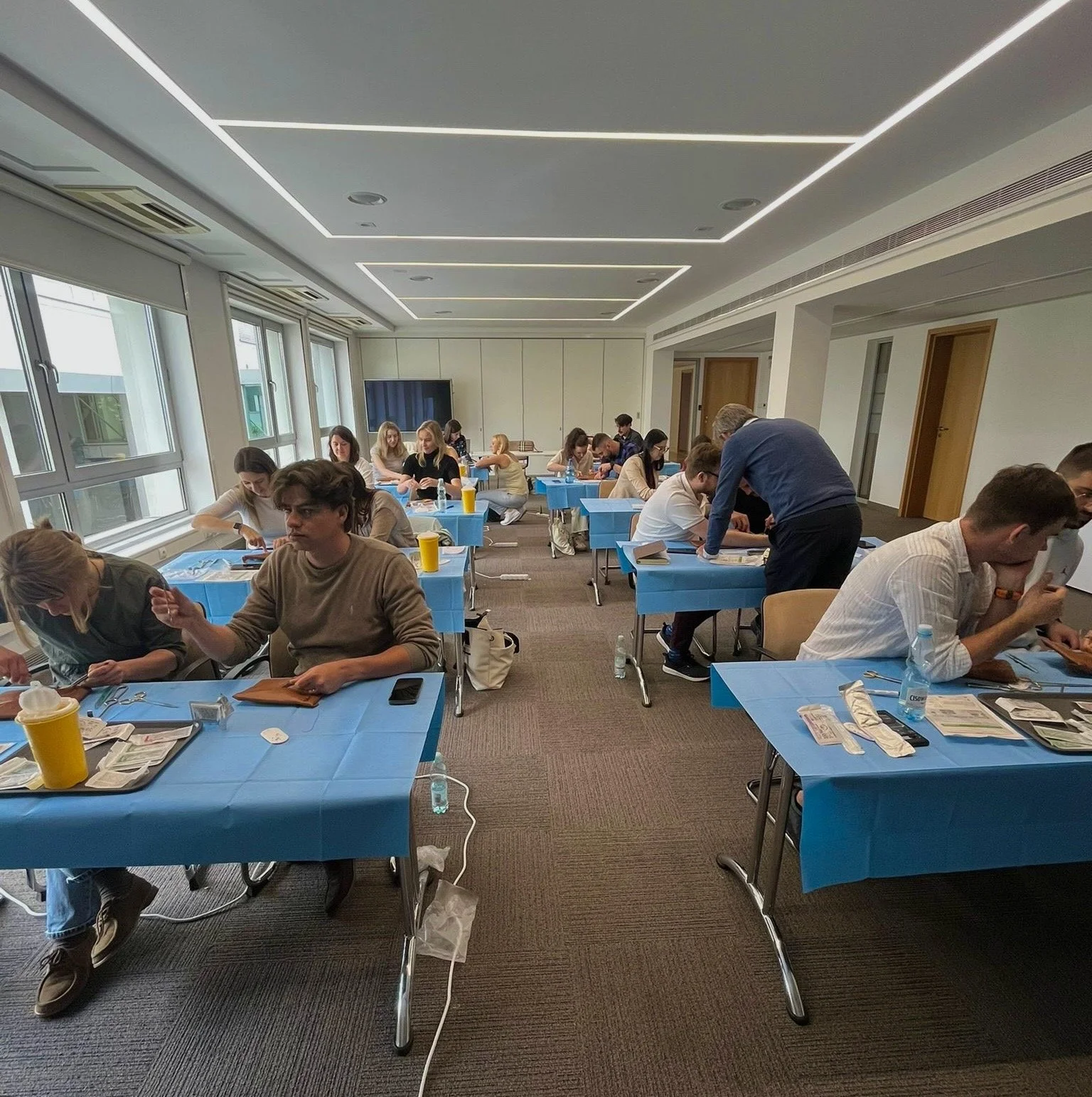 CSM in Poland - Supporting A Hernia Repair Course 