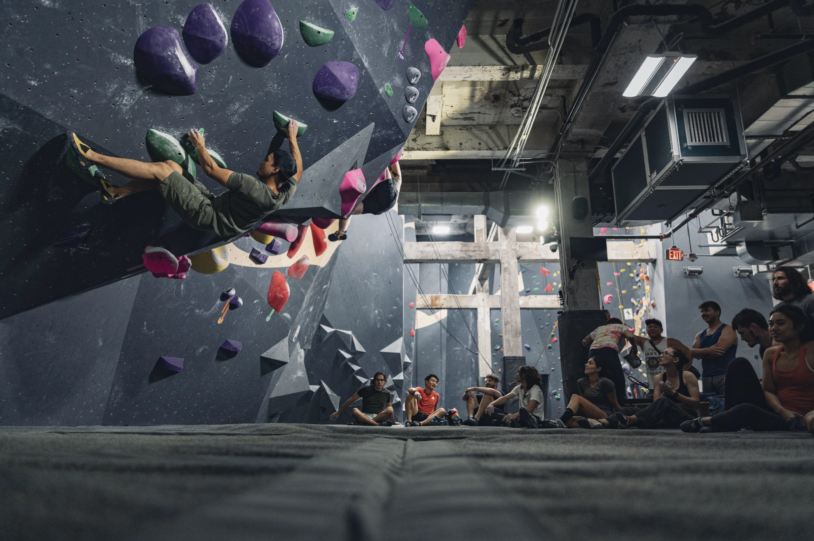 Bouldering: The Hilarious, Brain-Twisting, Vertical Dance Party on Rocks!