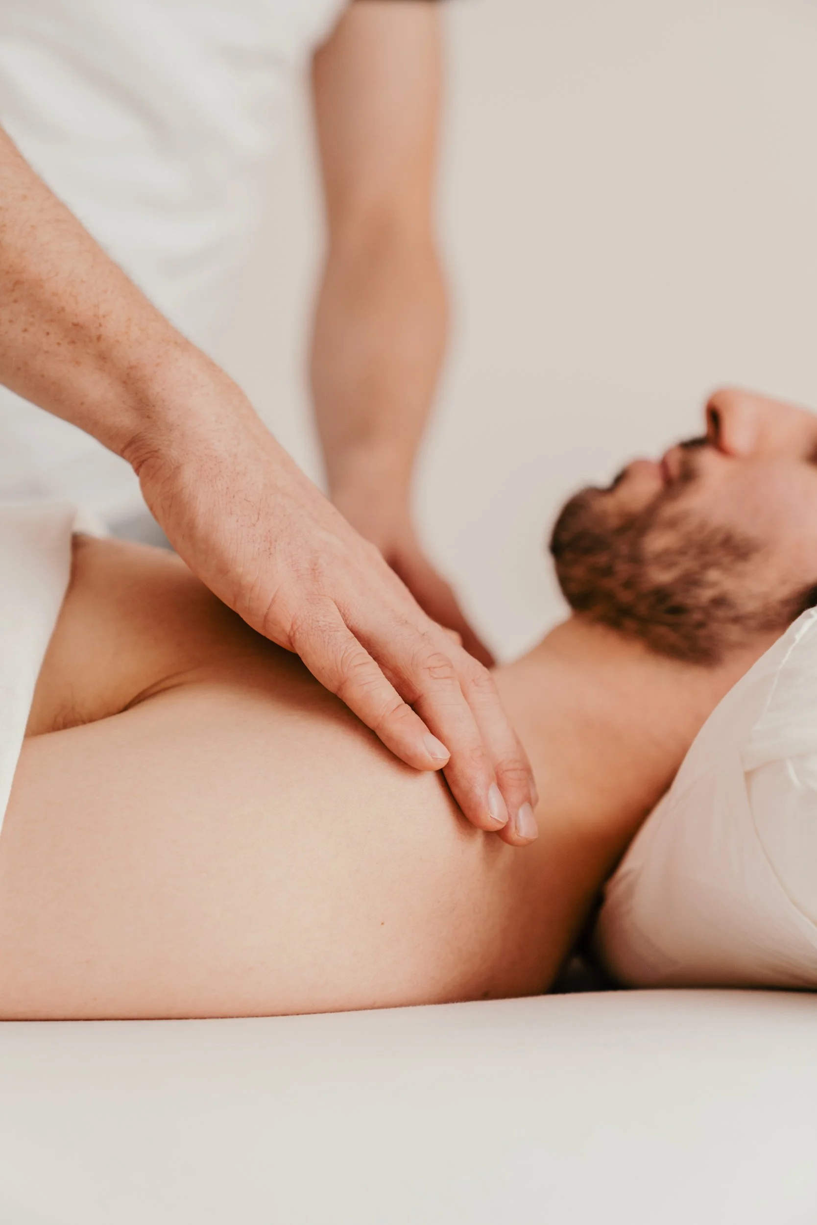Christoph_Massage_web111.jpg