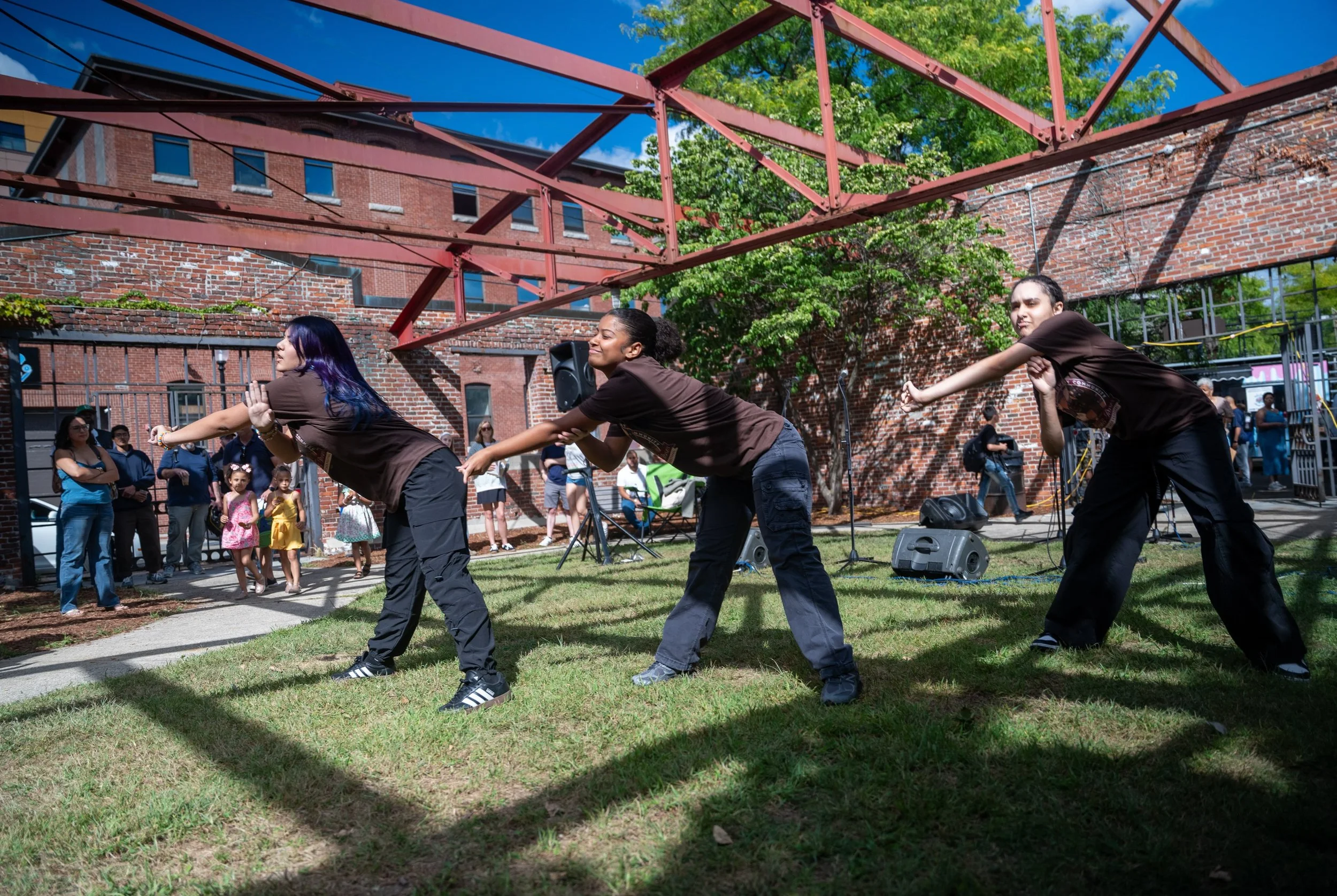 Some highlights from @mvmentx &lsquo;s performance at the @breadrosesfest! 
If you&rsquo;re looking to join a dance team and perform in our community join us at Movement City (168 Newbury St. Lawrence, MA) this Friday the 18th at 6 pm for recruitment