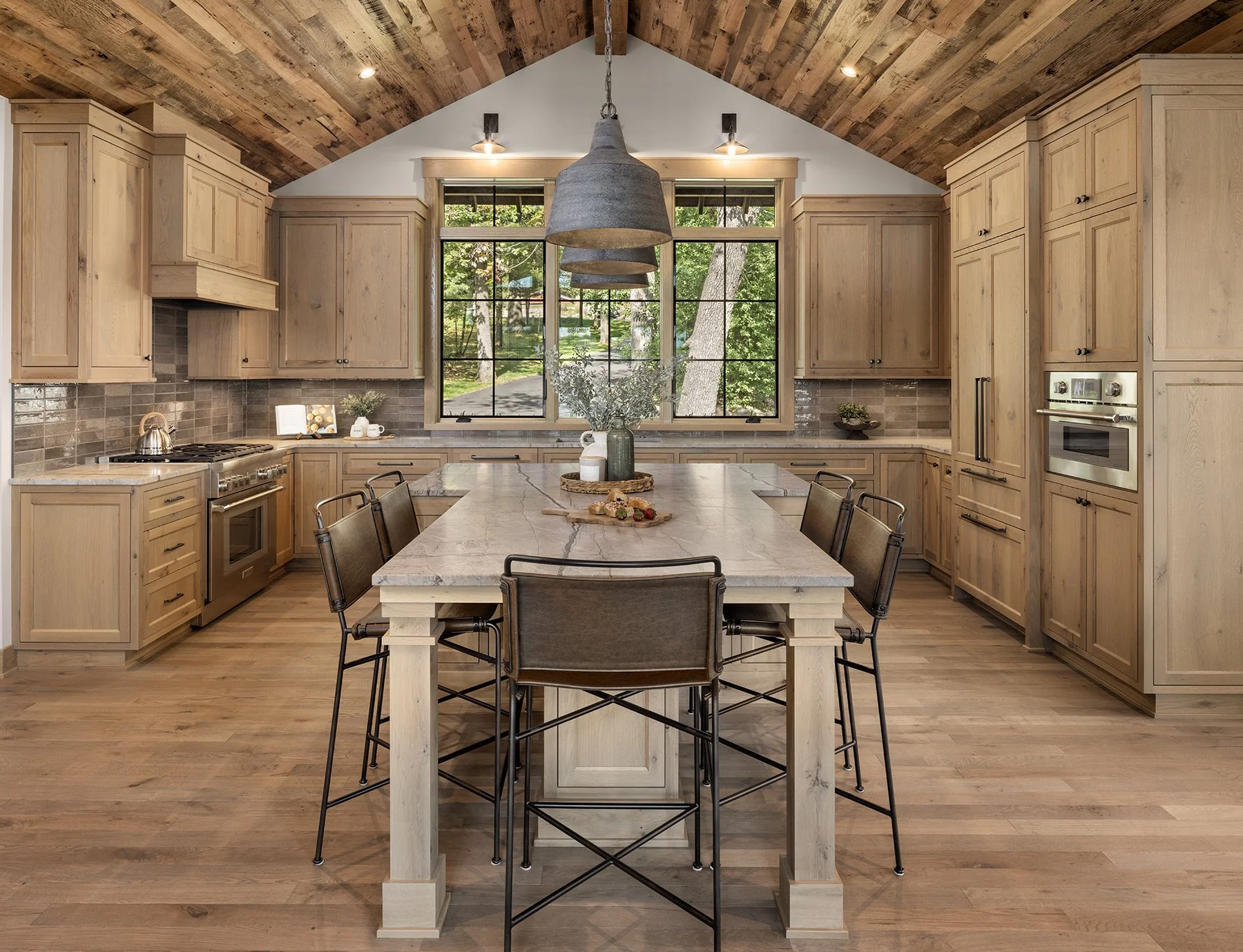 Kitchen 1.jpg