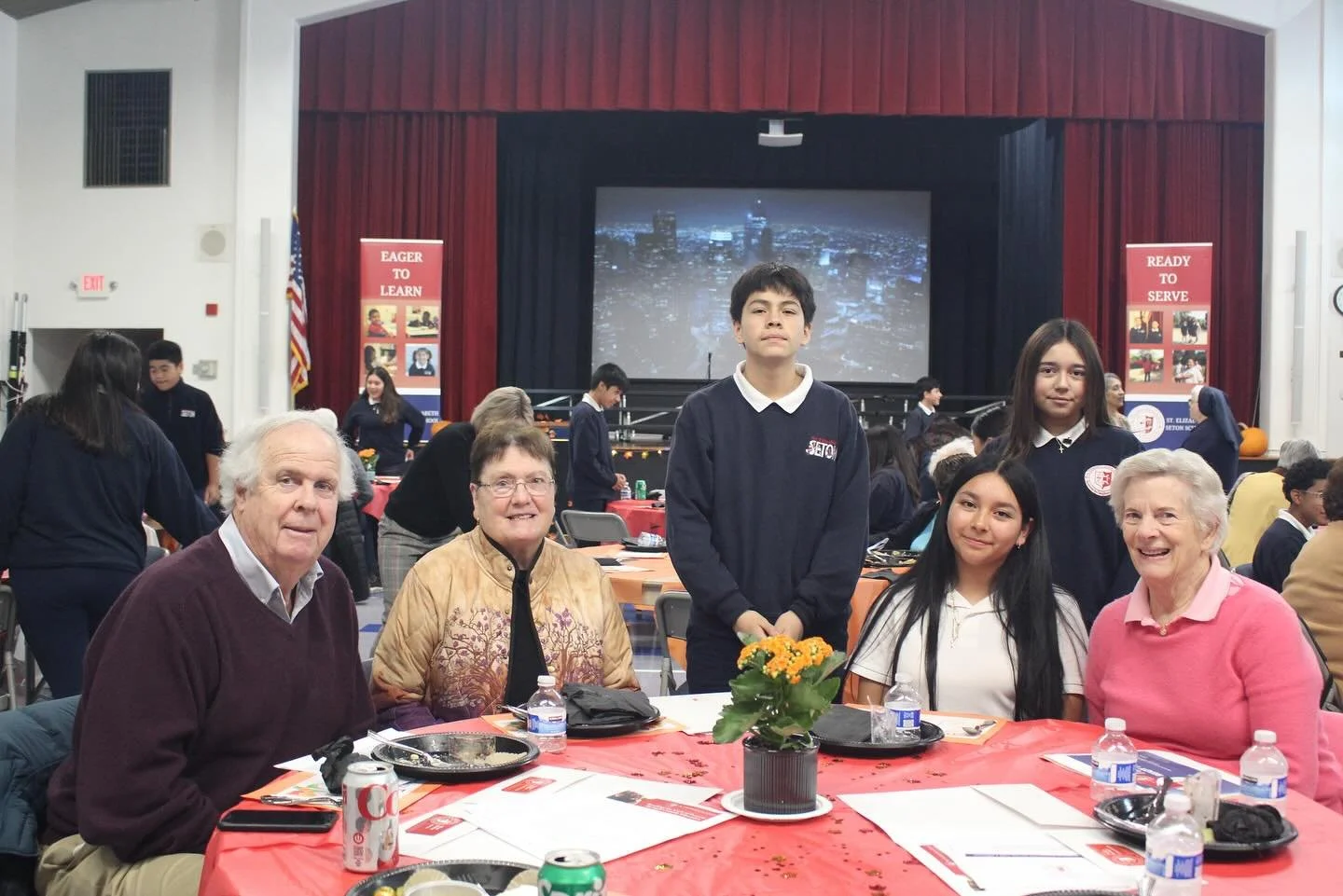 A heart full of thanks at our annual Thanksgiving Donor Luncheon 🧡

From the parent-prepared meal to our 8th grade hosts and the beautiful 3rd grade performance, every moment reminded us of the blessings in our Seton community.
We are grateful today