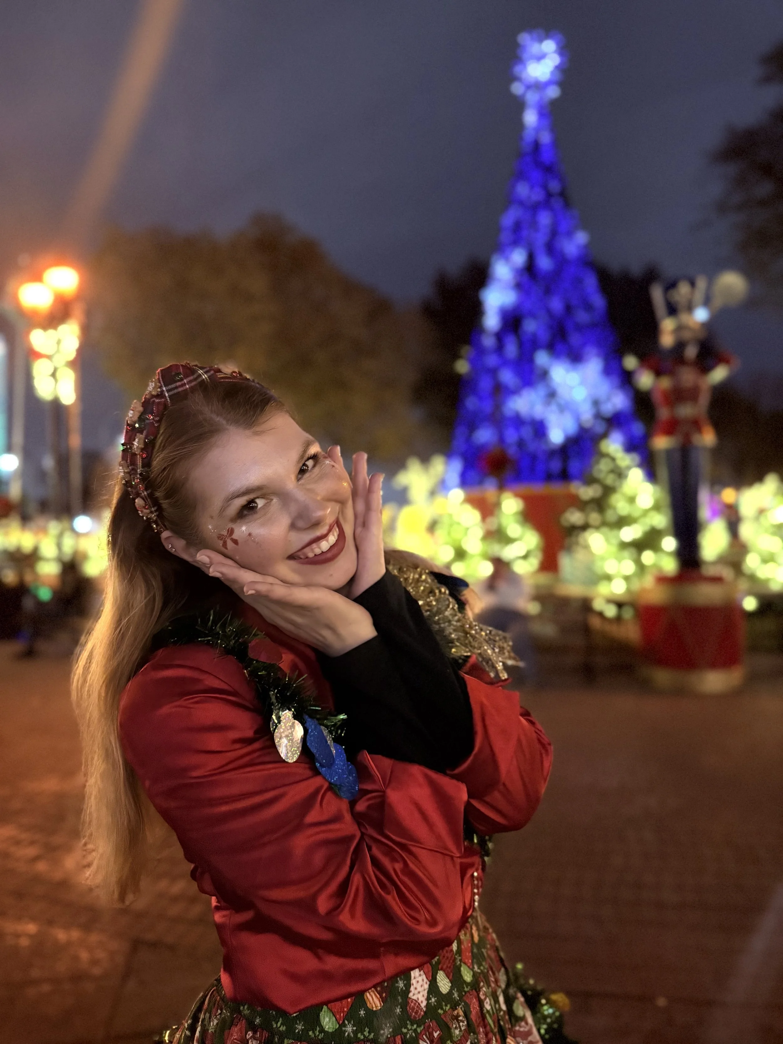 Holiday in the Park 2025 (Six Flags Over Texas)
📸MollyEllisPhotography