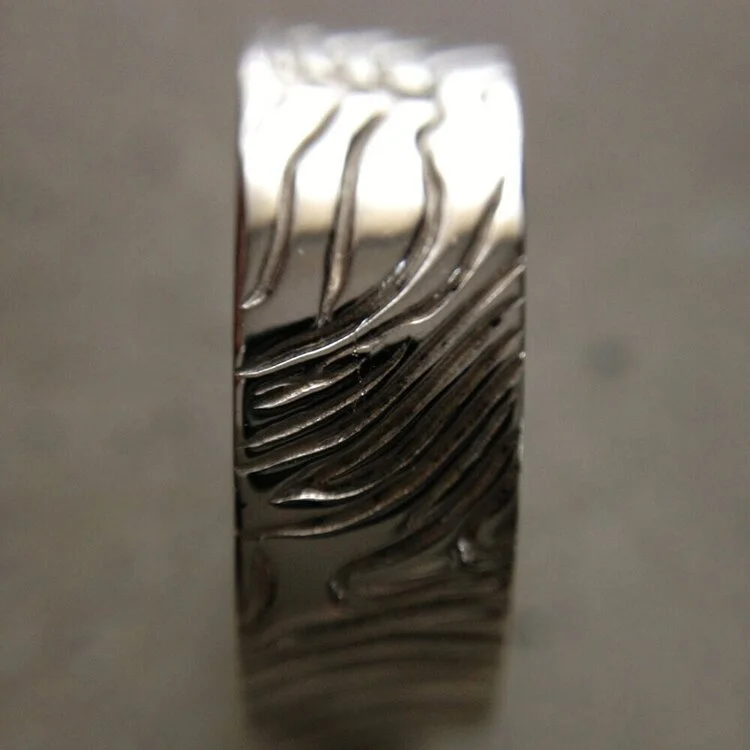 14K white gold map ring