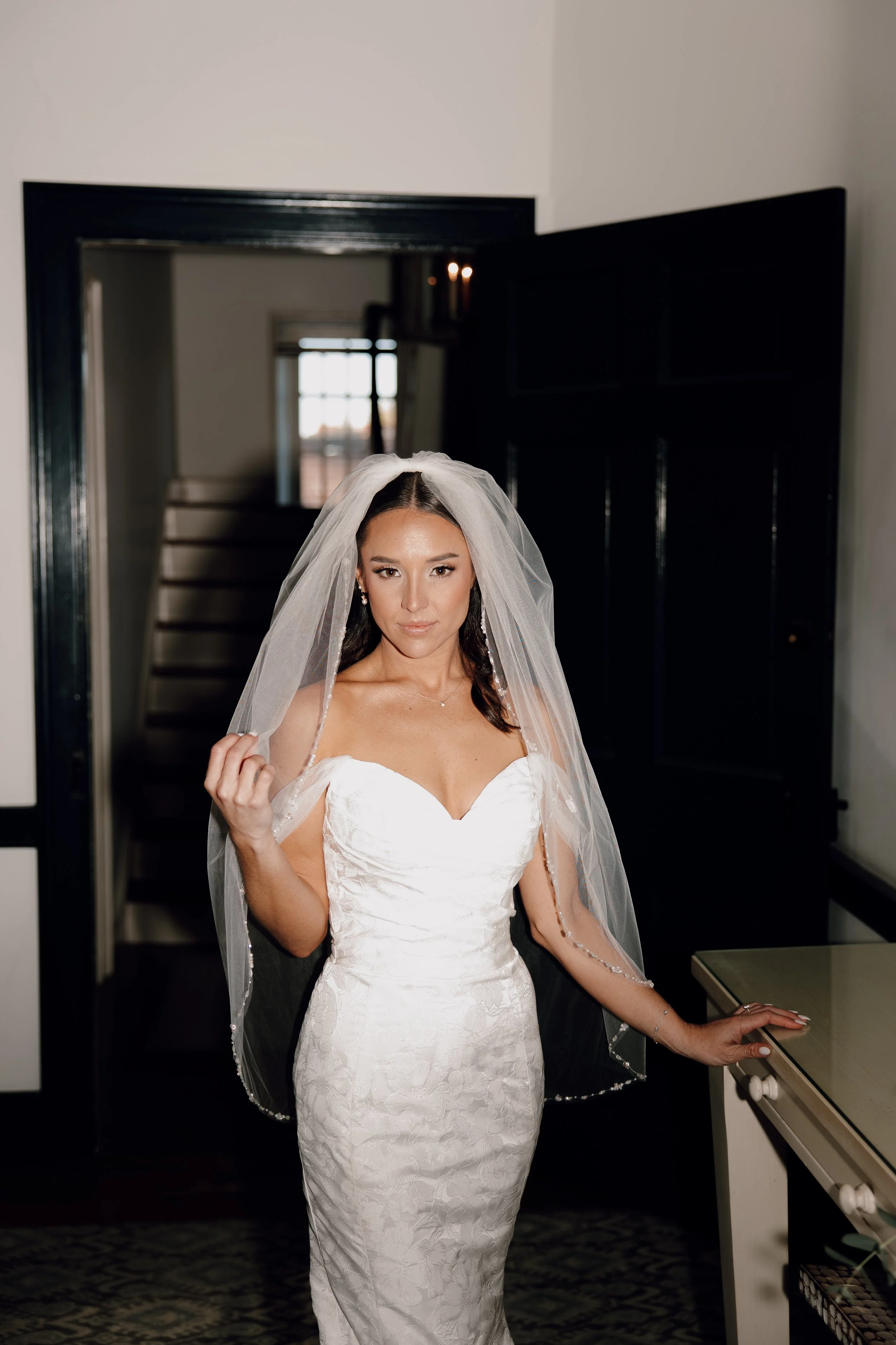 Casey contours makeup artistry, skin focused makeup, skin first, wedding facials, start bridal prep, how to bridal makeup,  bridal makeup tutorial, bridal makeup lessons, private makeup lessons, best makeup artist near me, full glam makeup artist