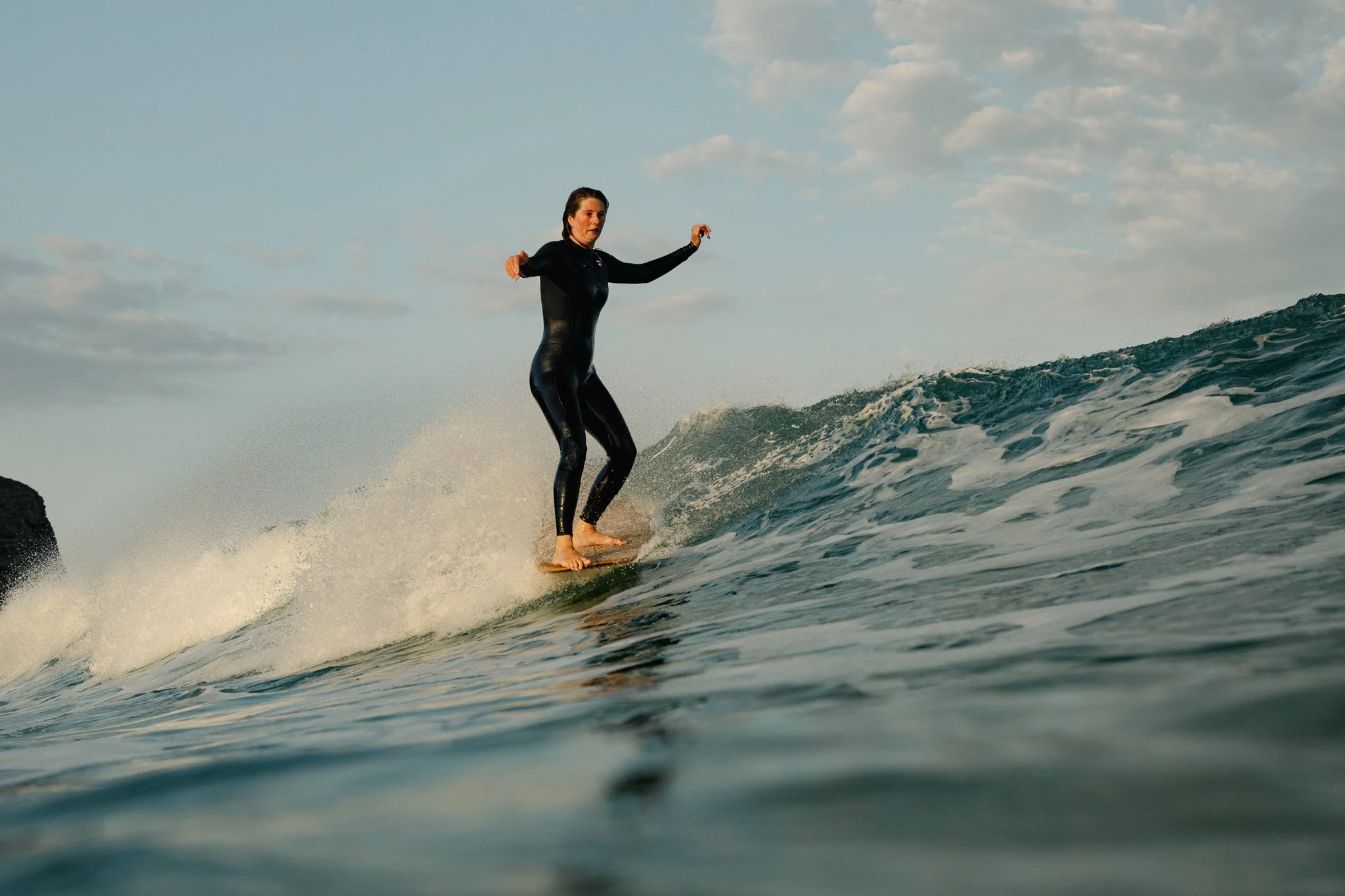 cornwall-solar-eclipse-surf-photography-watergate-bay-newquay-aquasnaps-surf-photography-2026-DSC00922.jpg