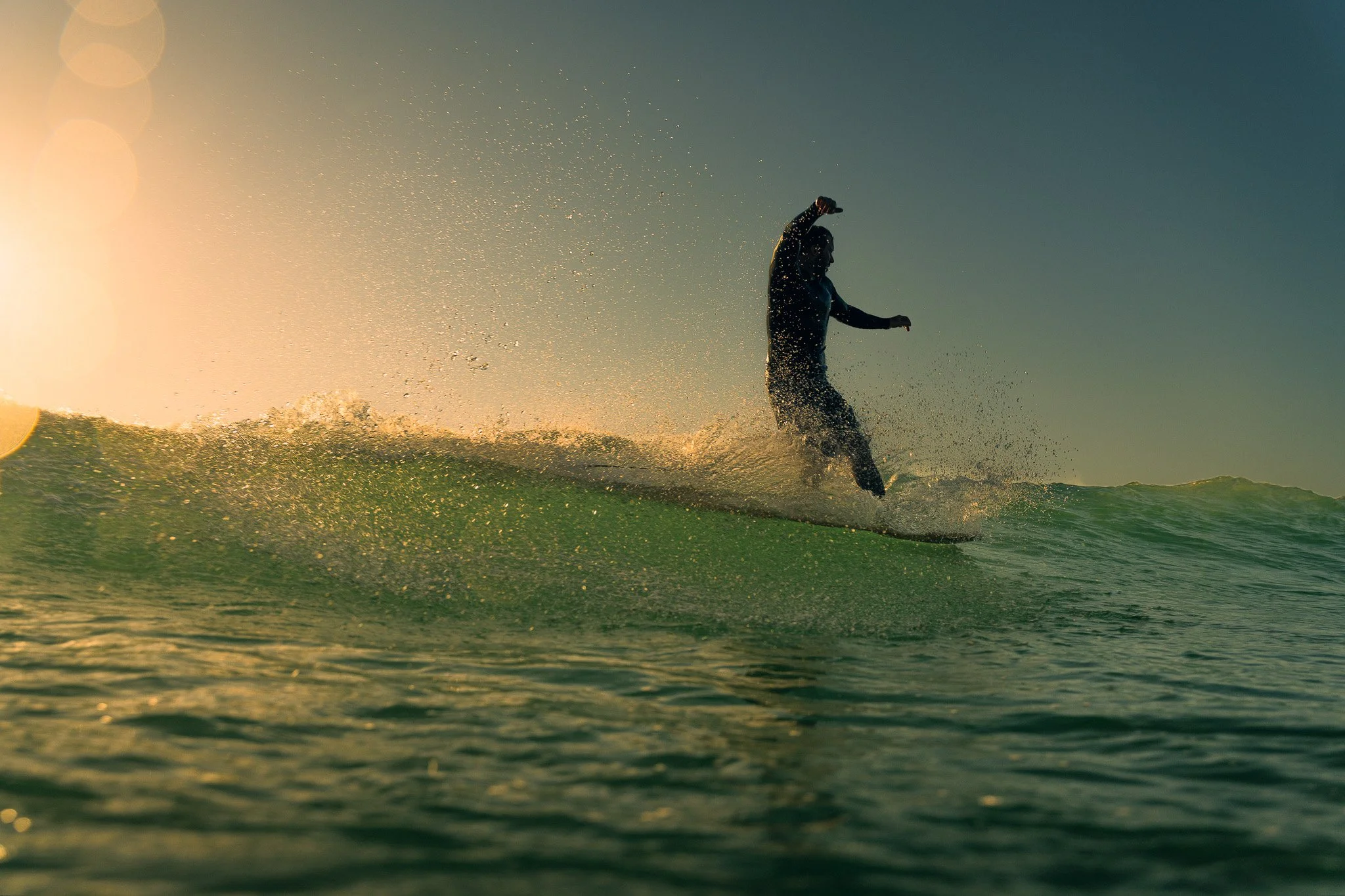 cornwall-solar-eclipse-surf-photography-watergate-bay-newquay-aquasnaps-surf-photography-2026-DSC01106.jpg